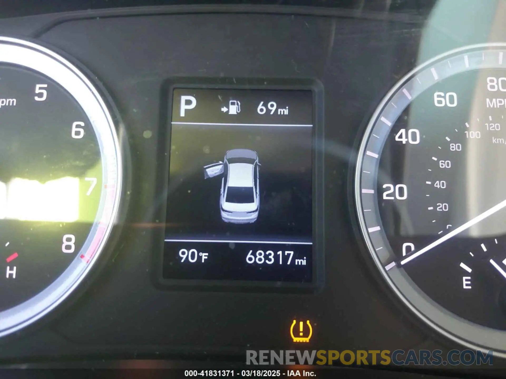 15 Photograph of a damaged car 5NPE24AF3KH810903 HYUNDAI SONATA 2019