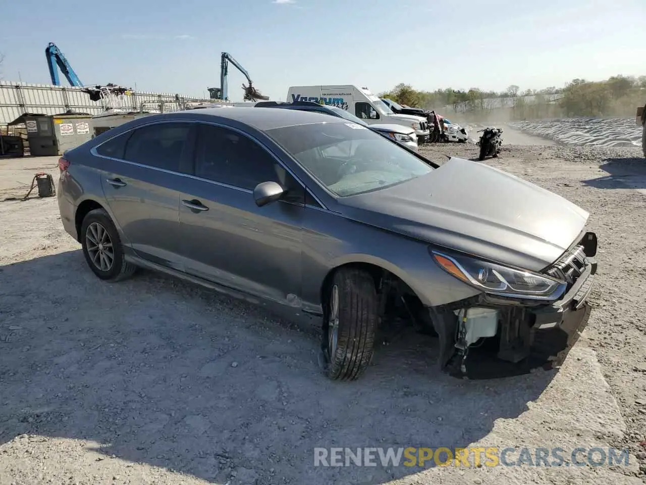 4 Photograph of a damaged car 5NPE24AF4KH733071 HYUNDAI SONATA 2019