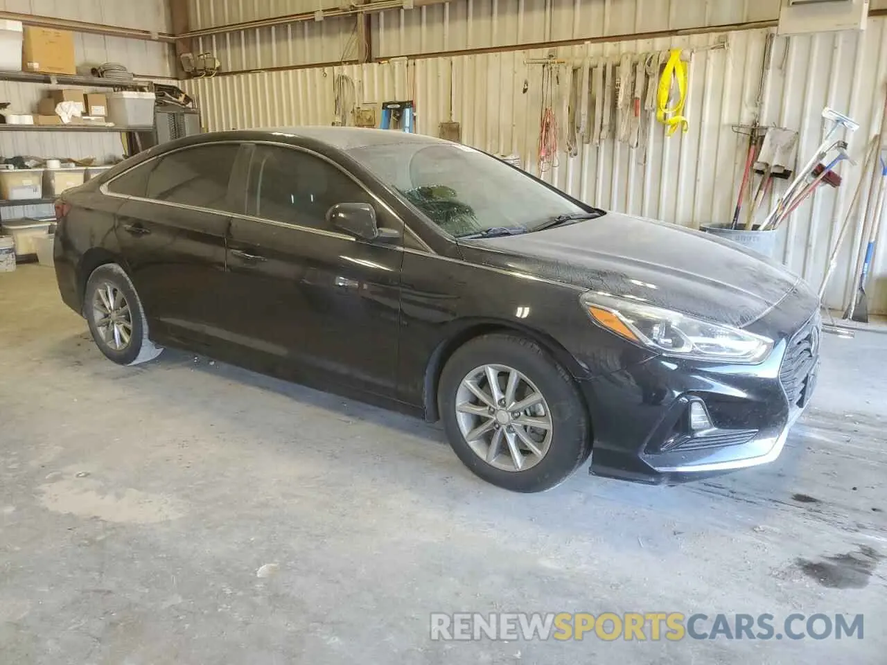 4 Photograph of a damaged car 5NPE24AF4KH736388 HYUNDAI SONATA 2019