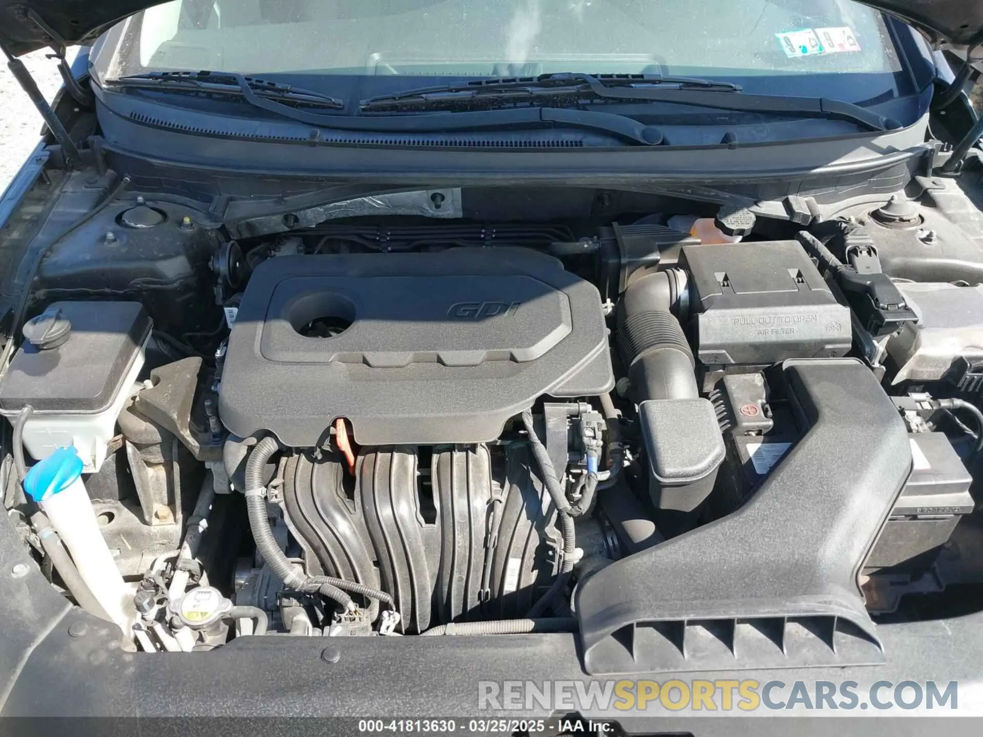 10 Photograph of a damaged car 5NPE24AF4KH743471 HYUNDAI SONATA 2019