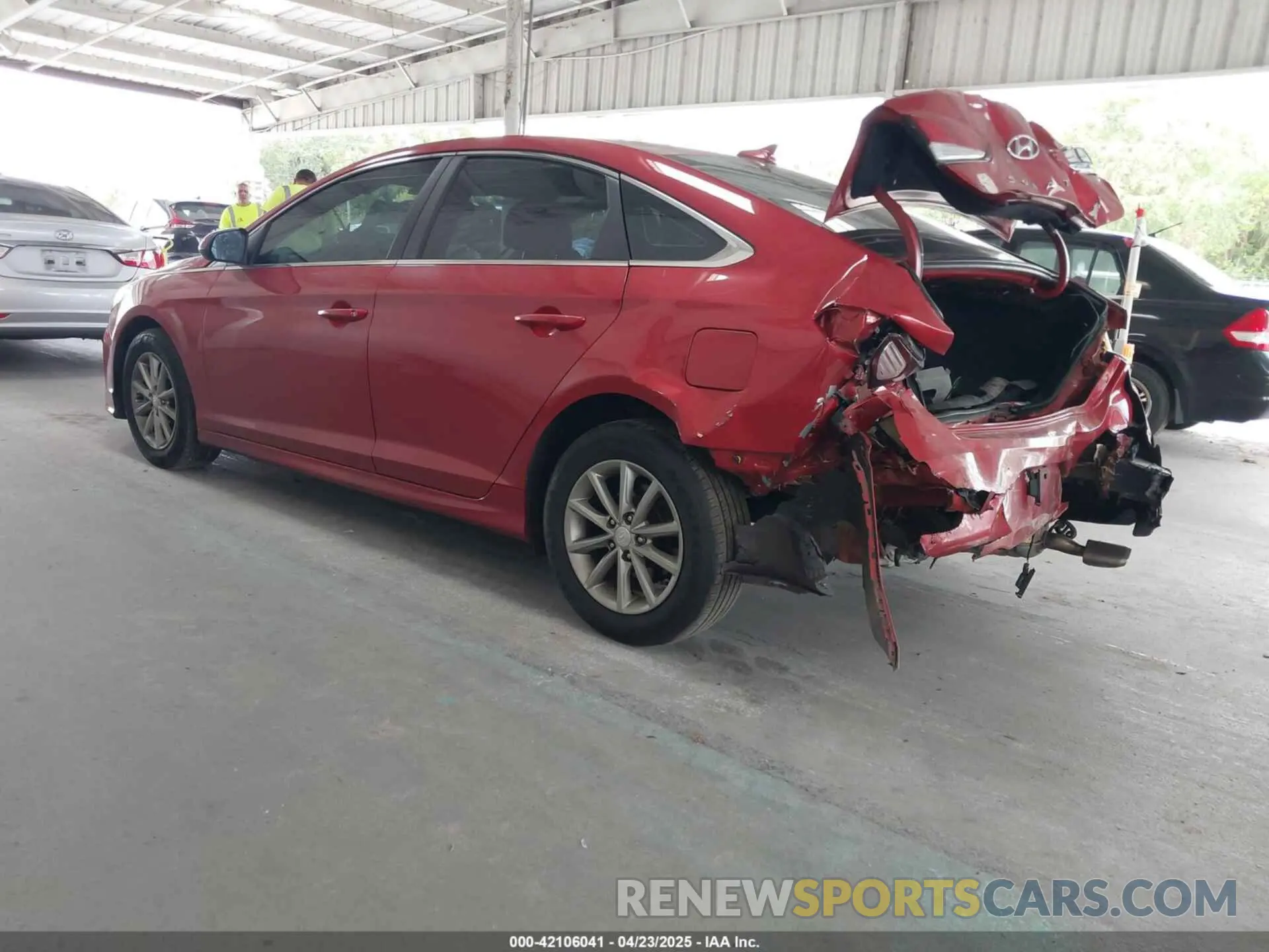 3 Photograph of a damaged car 5NPE24AF4KH745205 HYUNDAI SONATA 2019
