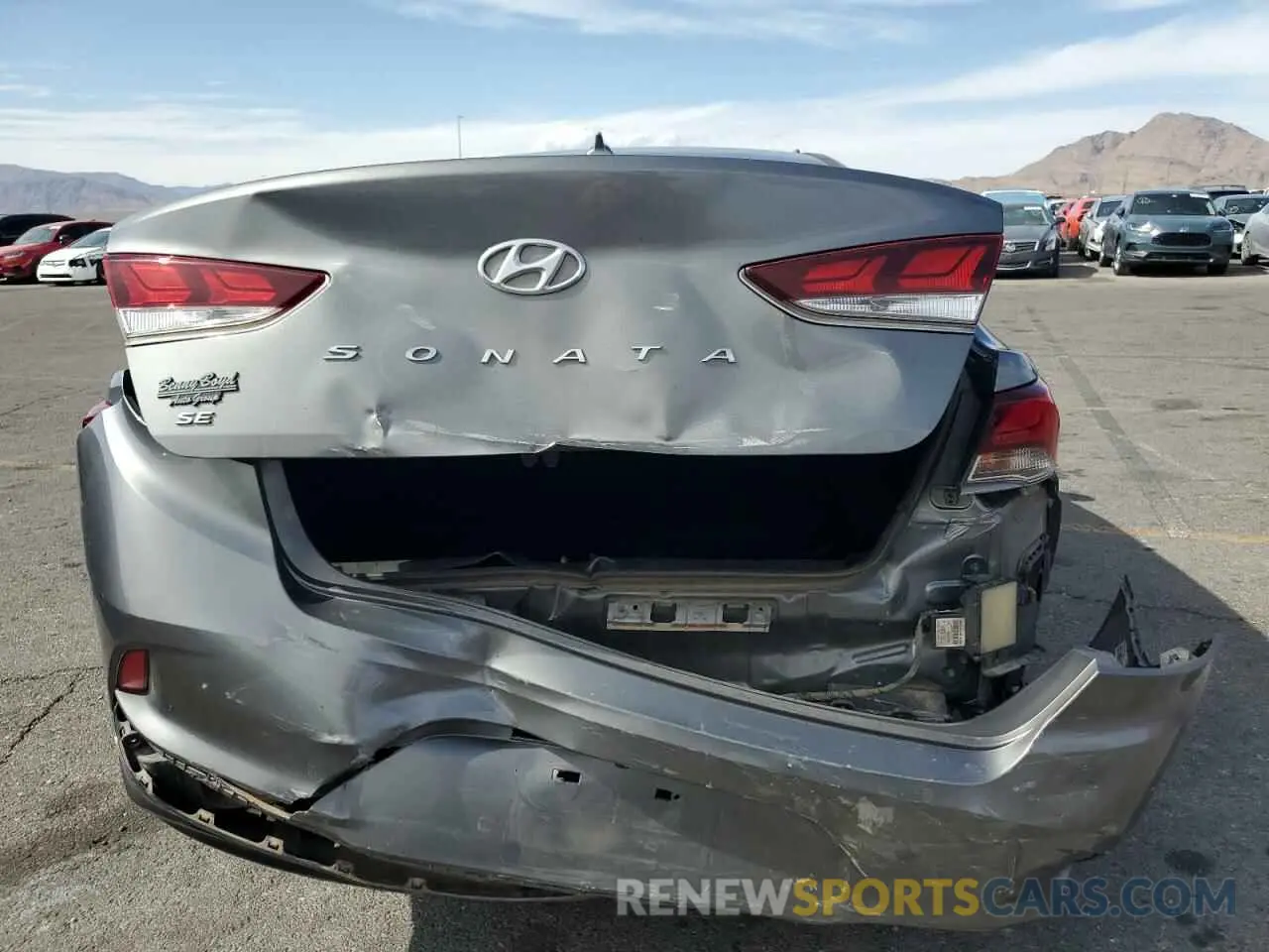 6 Photograph of a damaged car 5NPE24AF4KH751120 HYUNDAI SONATA 2019