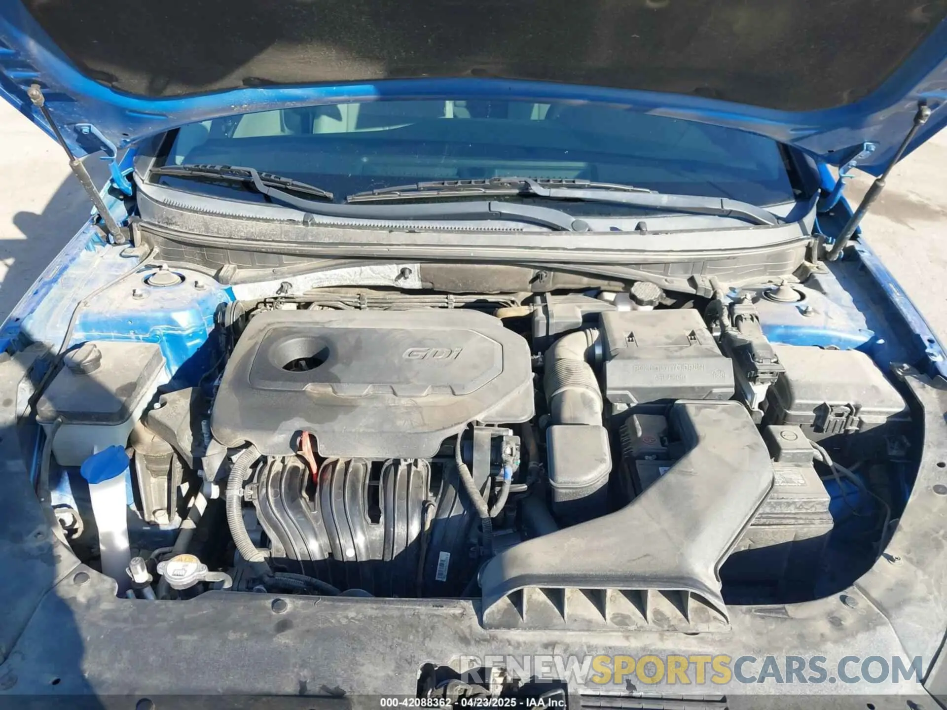 10 Photograph of a damaged car 5NPE24AF4KH760853 HYUNDAI SONATA 2019
