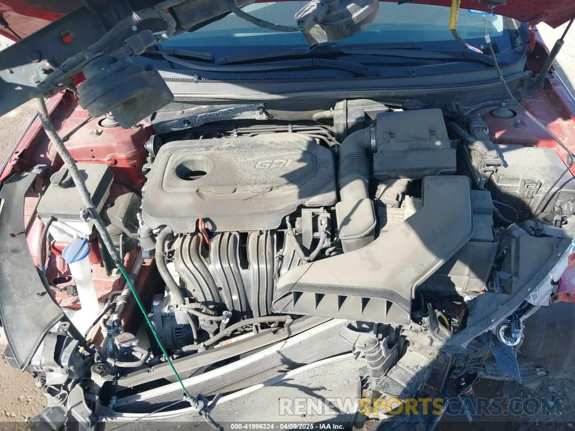 10 Photograph of a damaged car 5NPE24AF4KH774574 HYUNDAI SONATA 2019