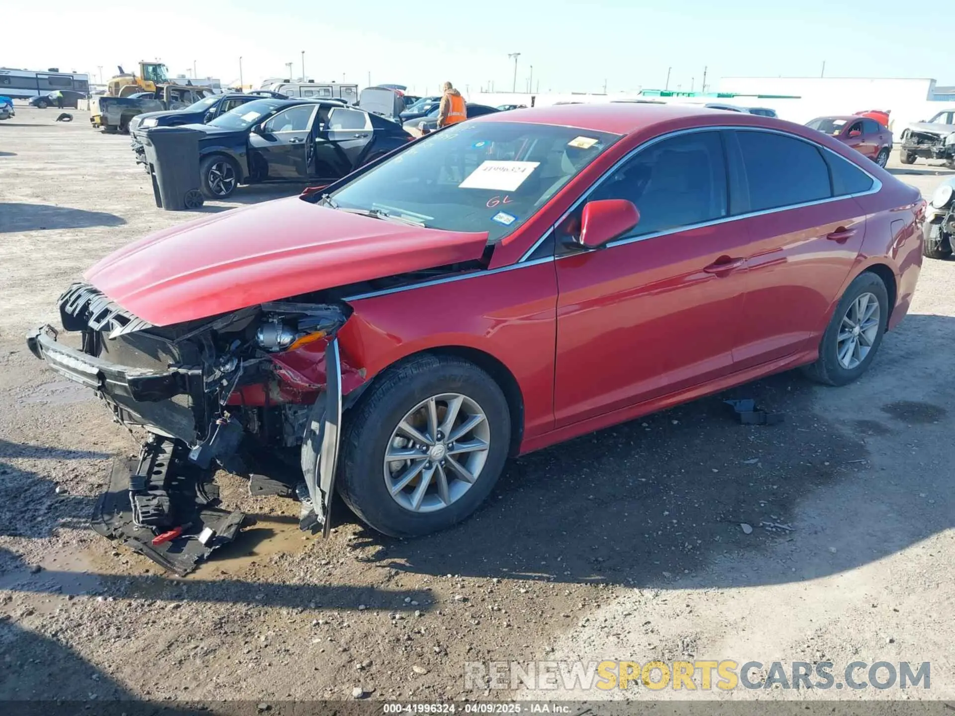 2 Photograph of a damaged car 5NPE24AF4KH774574 HYUNDAI SONATA 2019