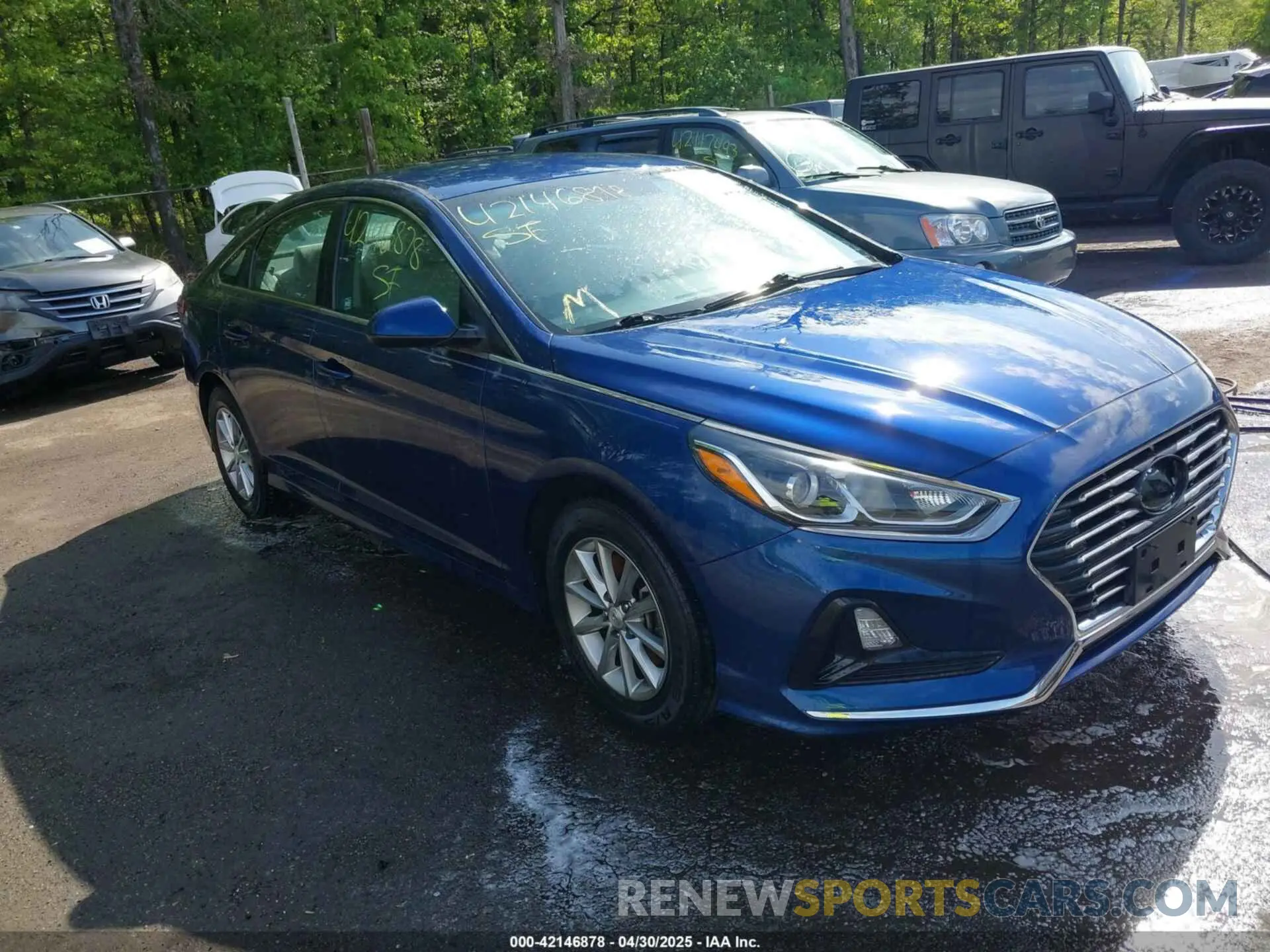 1 Photograph of a damaged car 5NPE24AF4KH780973 HYUNDAI SONATA 2019