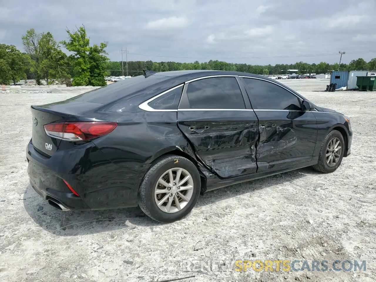 3 Photograph of a damaged car 5NPE24AF4KH802034 HYUNDAI SONATA 2019