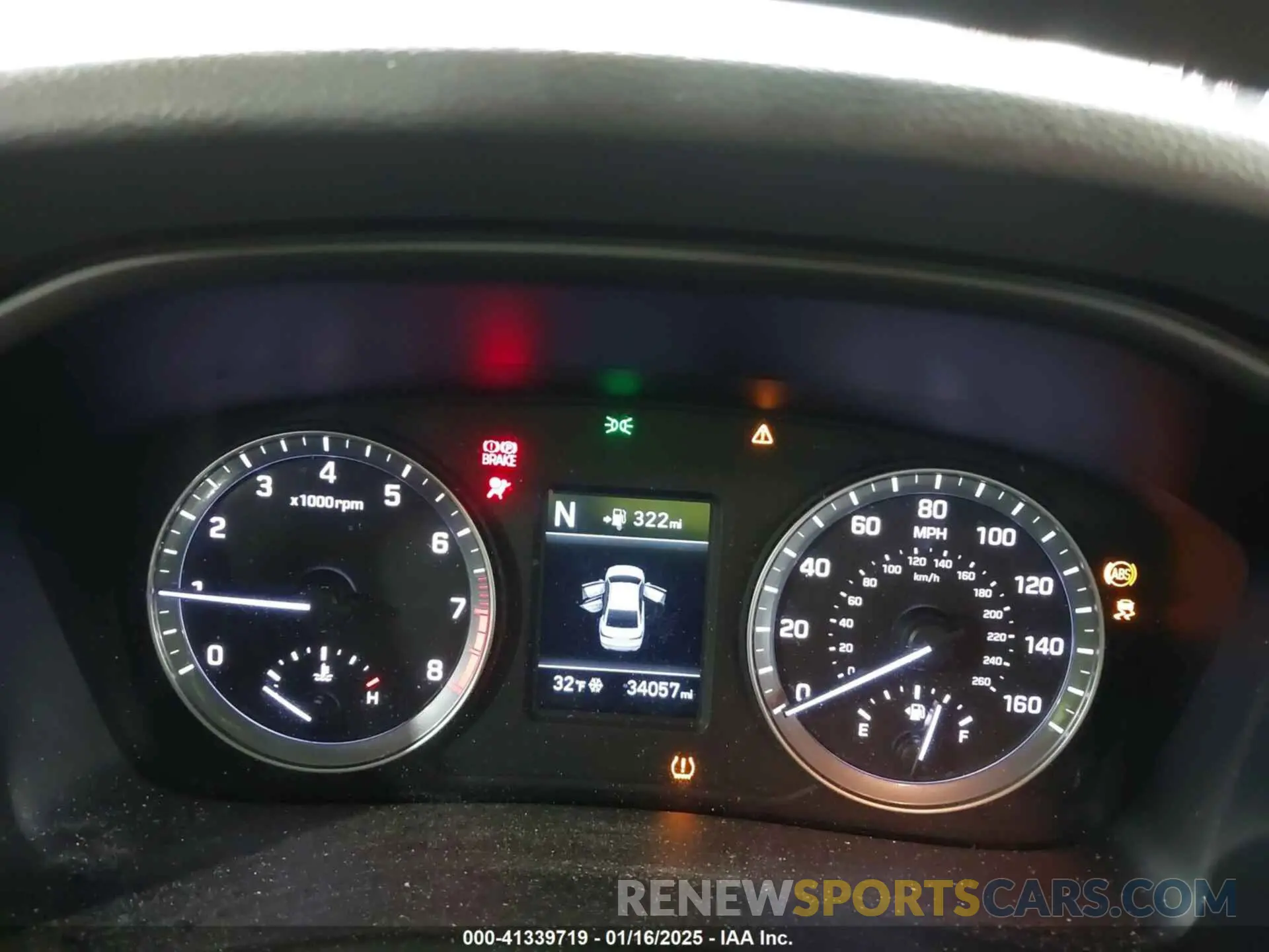 15 Photograph of a damaged car 5NPE24AF4KH818380 HYUNDAI SONATA 2019