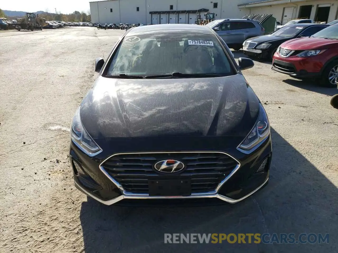 5 Photograph of a damaged car 5NPE24AF4KH819500 HYUNDAI SONATA 2019
