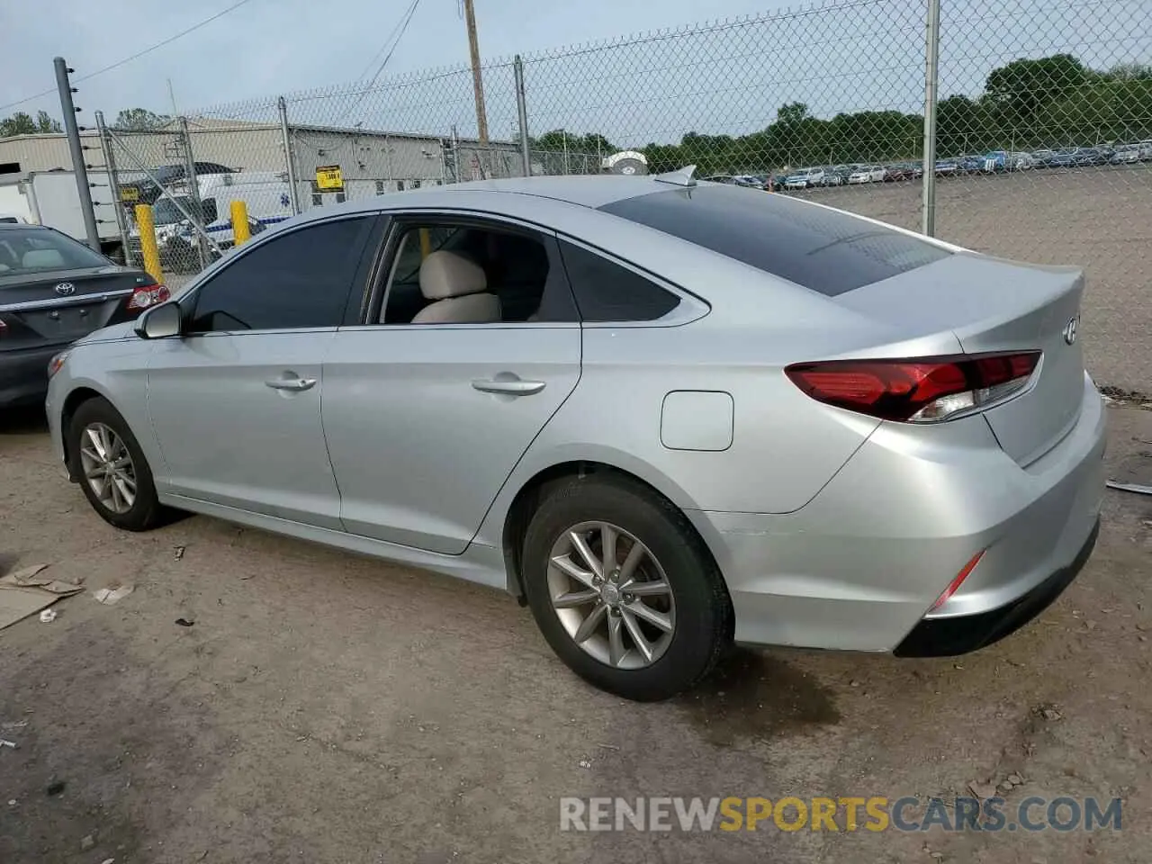 2 Photograph of a damaged car 5NPE24AF4KH819853 HYUNDAI SONATA 2019