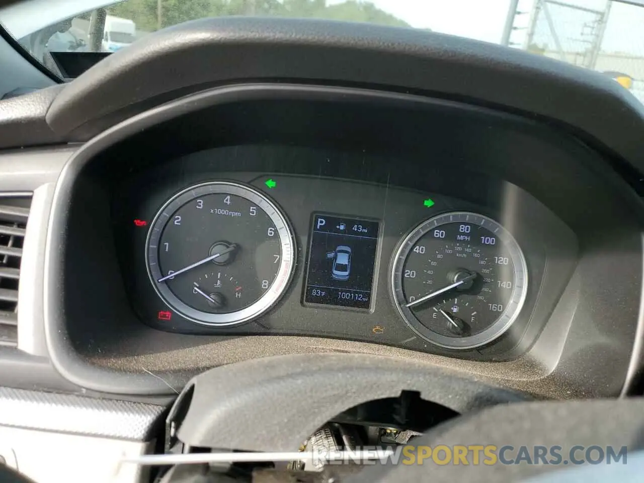 9 Photograph of a damaged car 5NPE24AF4KH819853 HYUNDAI SONATA 2019