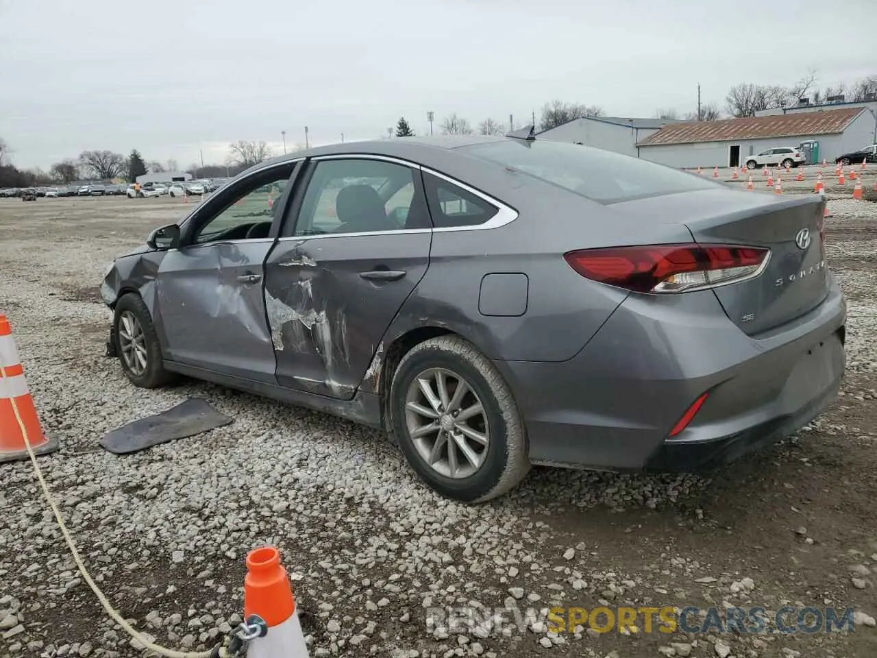 2 Photograph of a damaged car 5NPE24AF5KH746475 HYUNDAI SONATA 2019