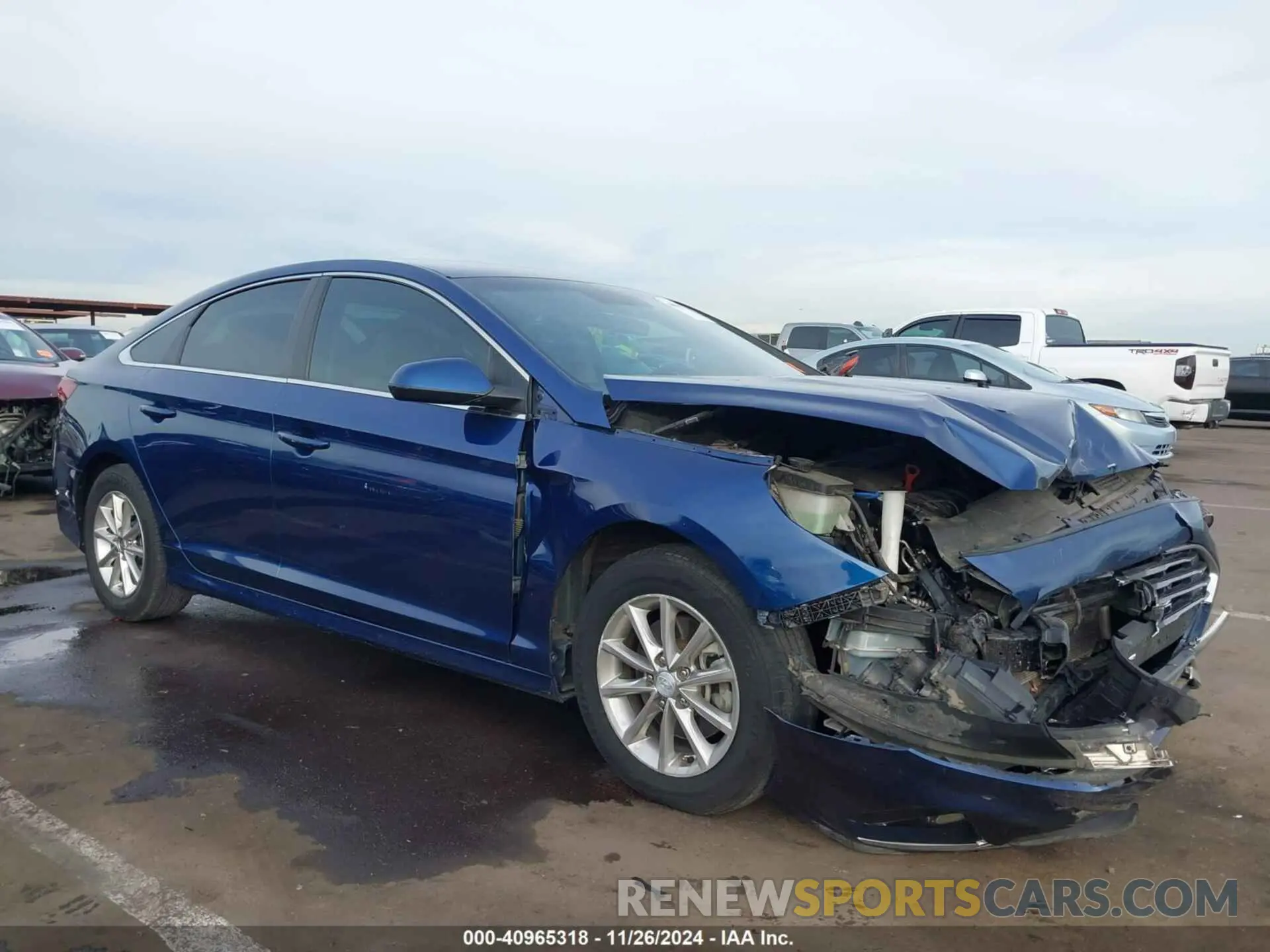 1 Photograph of a damaged car 5NPE24AF5KH751272 HYUNDAI SONATA 2019