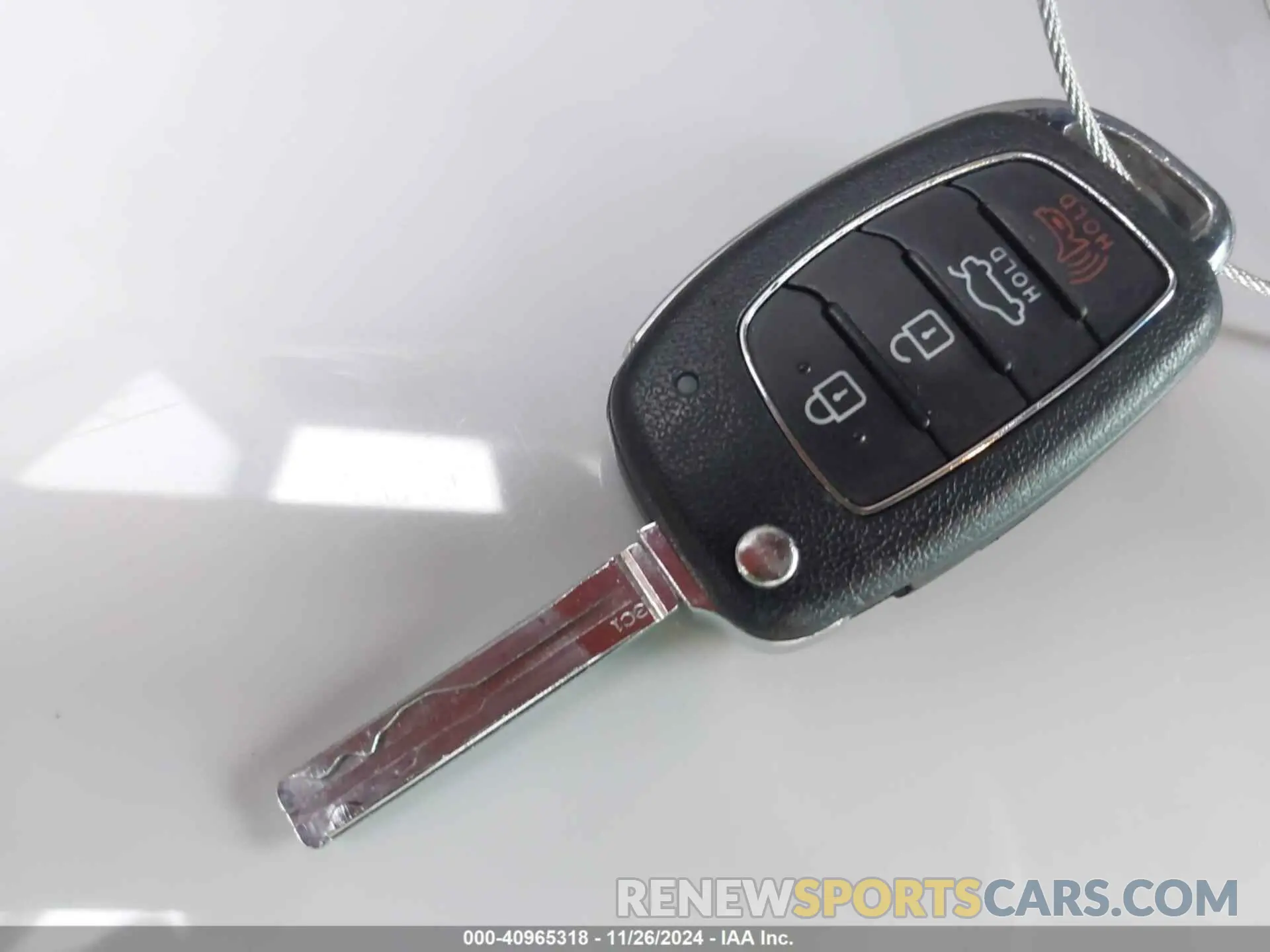 11 Photograph of a damaged car 5NPE24AF5KH751272 HYUNDAI SONATA 2019