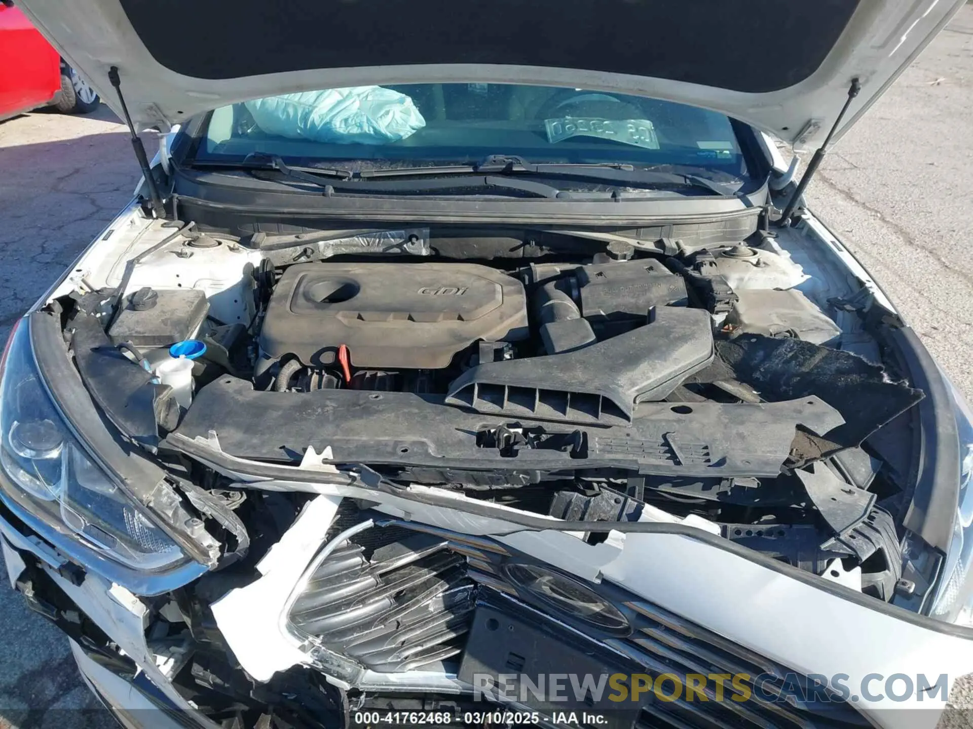 10 Photograph of a damaged car 5NPE24AF5KH766757 HYUNDAI SONATA 2019