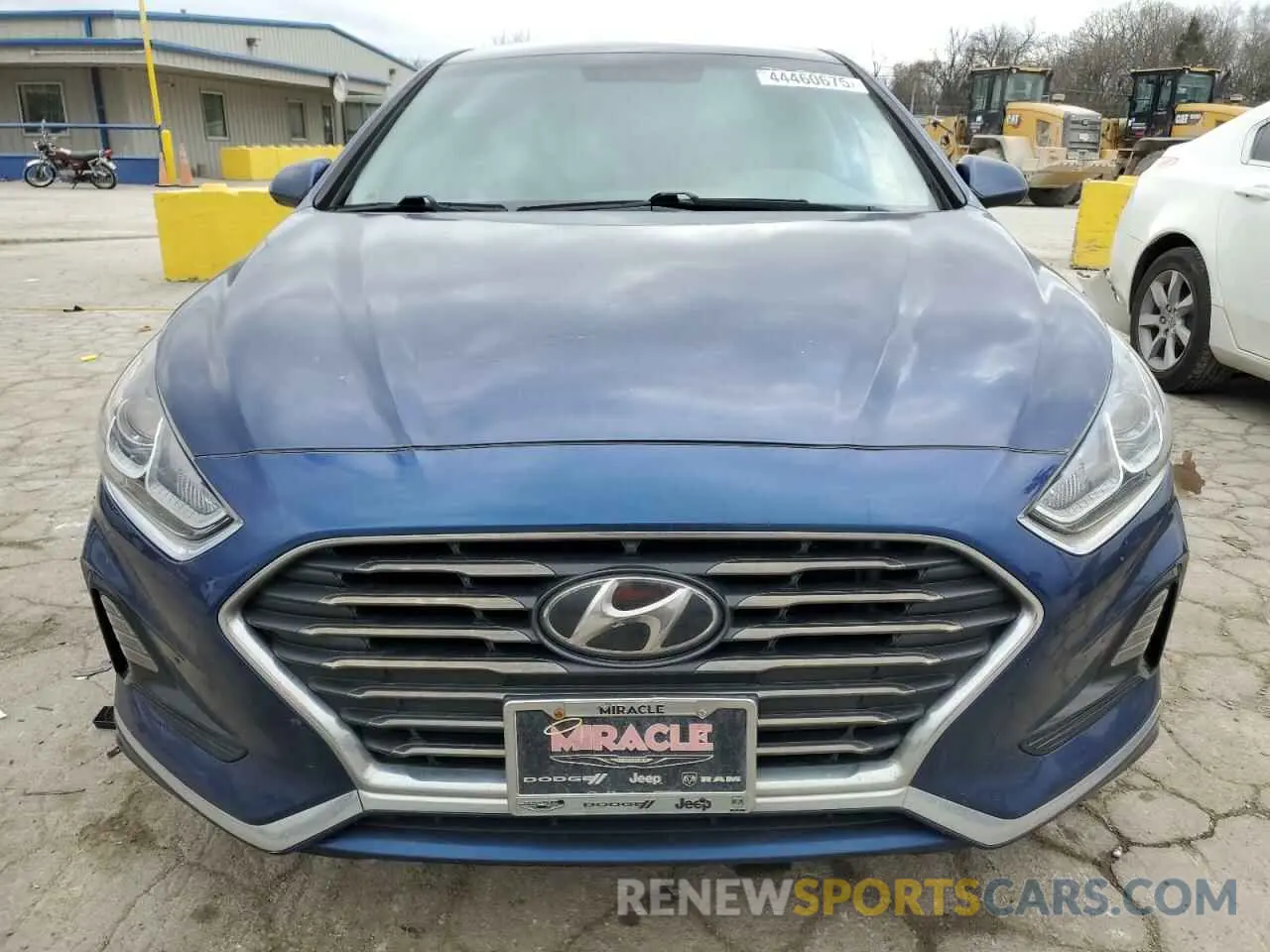 5 Photograph of a damaged car 5NPE24AF5KH768475 HYUNDAI SONATA 2019