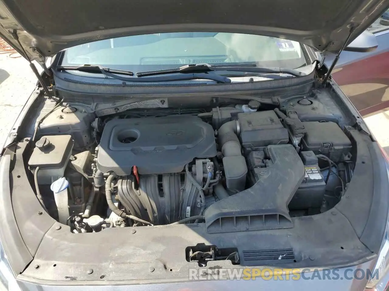 11 Photograph of a damaged car 5NPE24AF5KH772316 HYUNDAI SONATA 2019