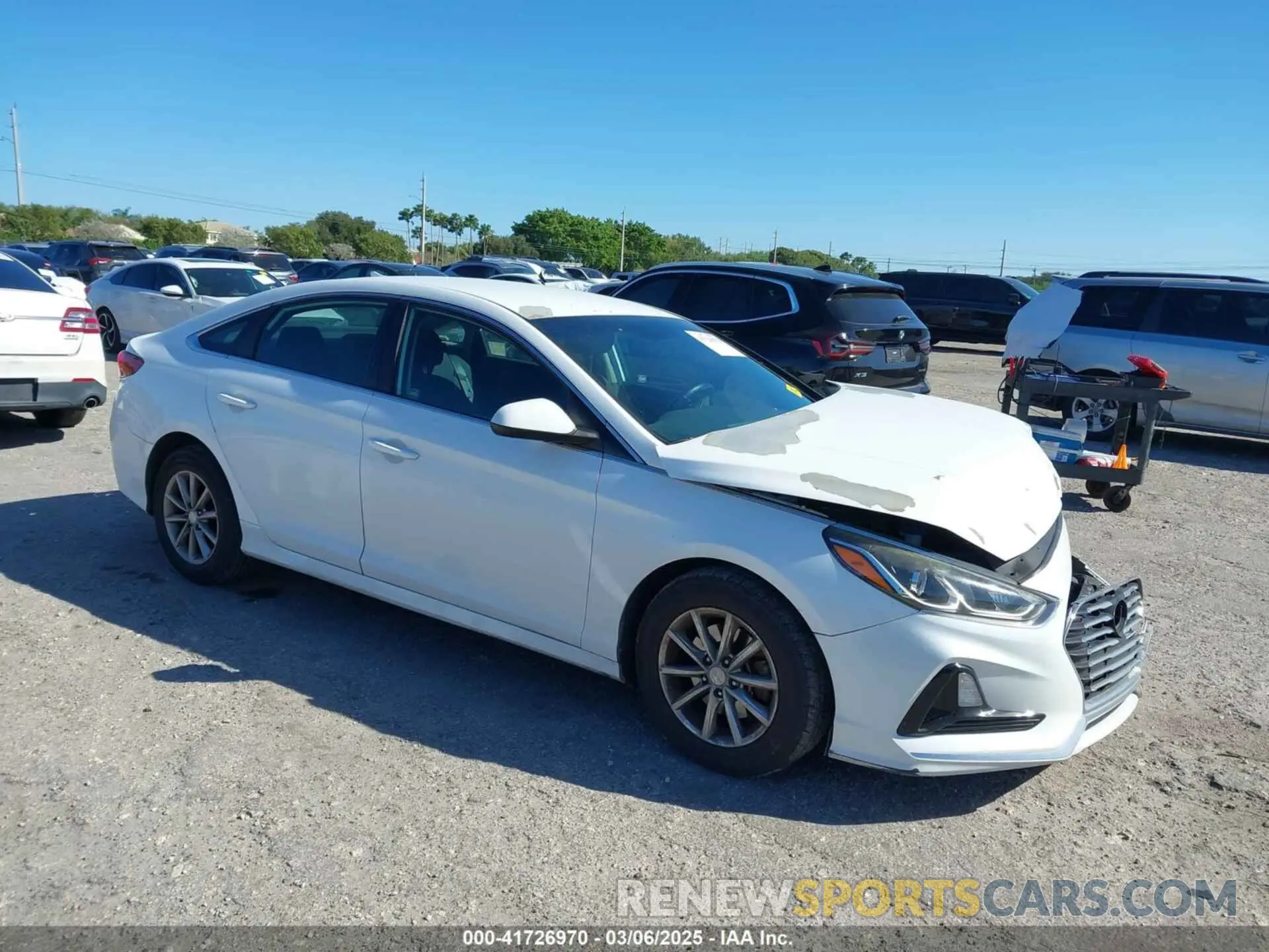 1 Photograph of a damaged car 5NPE24AF5KH787107 HYUNDAI SONATA 2019
