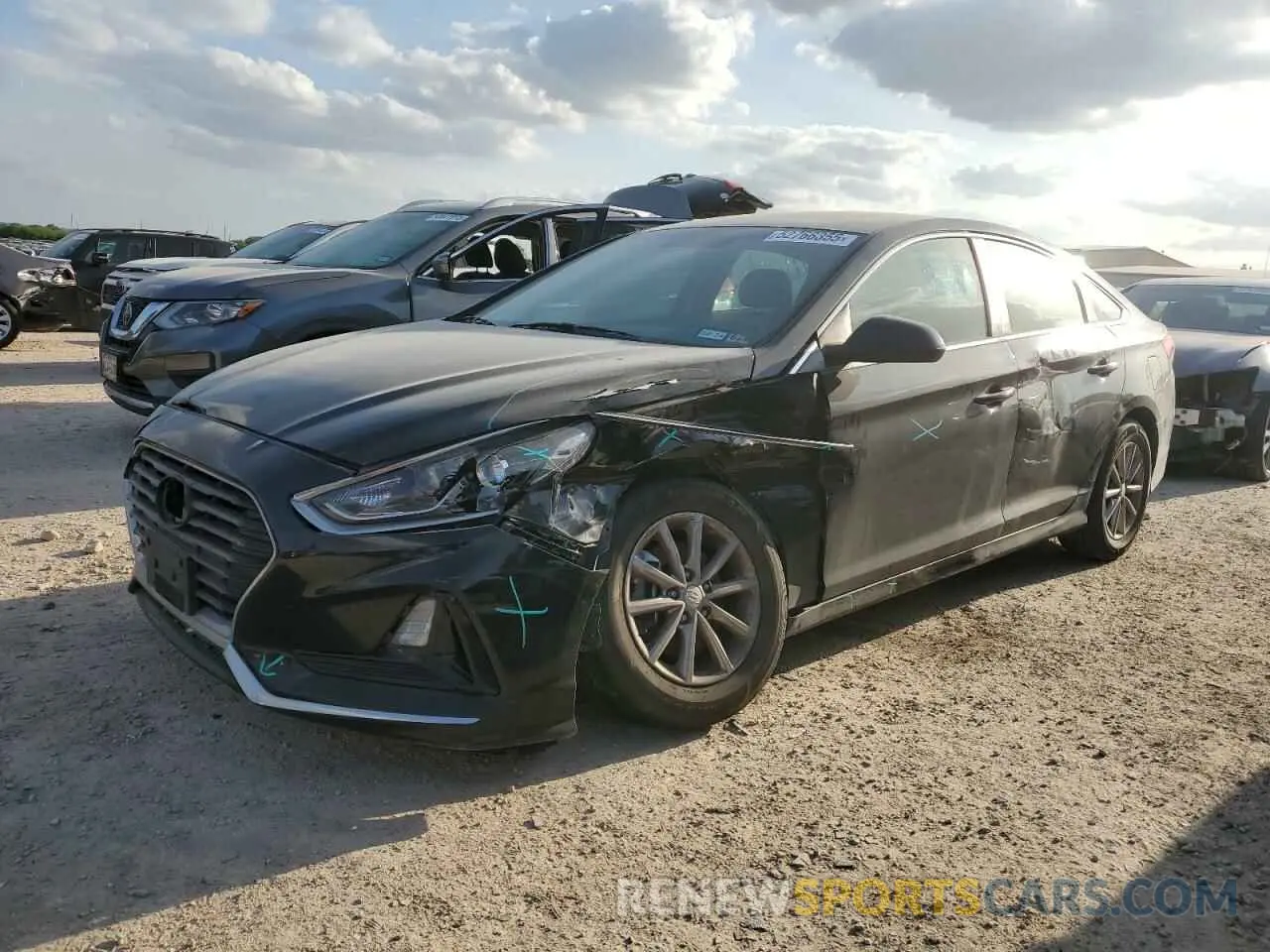1 Photograph of a damaged car 5NPE24AF5KH789181 HYUNDAI SONATA 2019