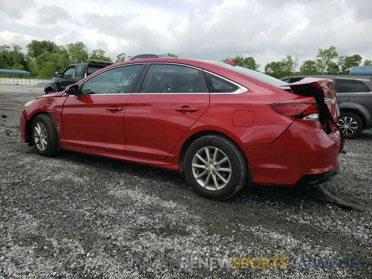 2 Photograph of a damaged car 5NPE24AF5KH796325 HYUNDAI SONATA 2019