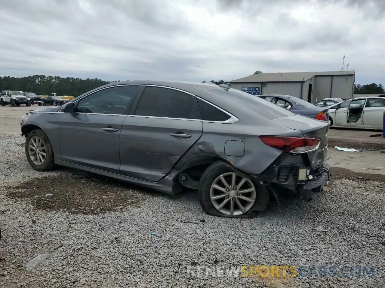 2 Photograph of a damaged car 5NPE24AF5KH801300 HYUNDAI SONATA 2019