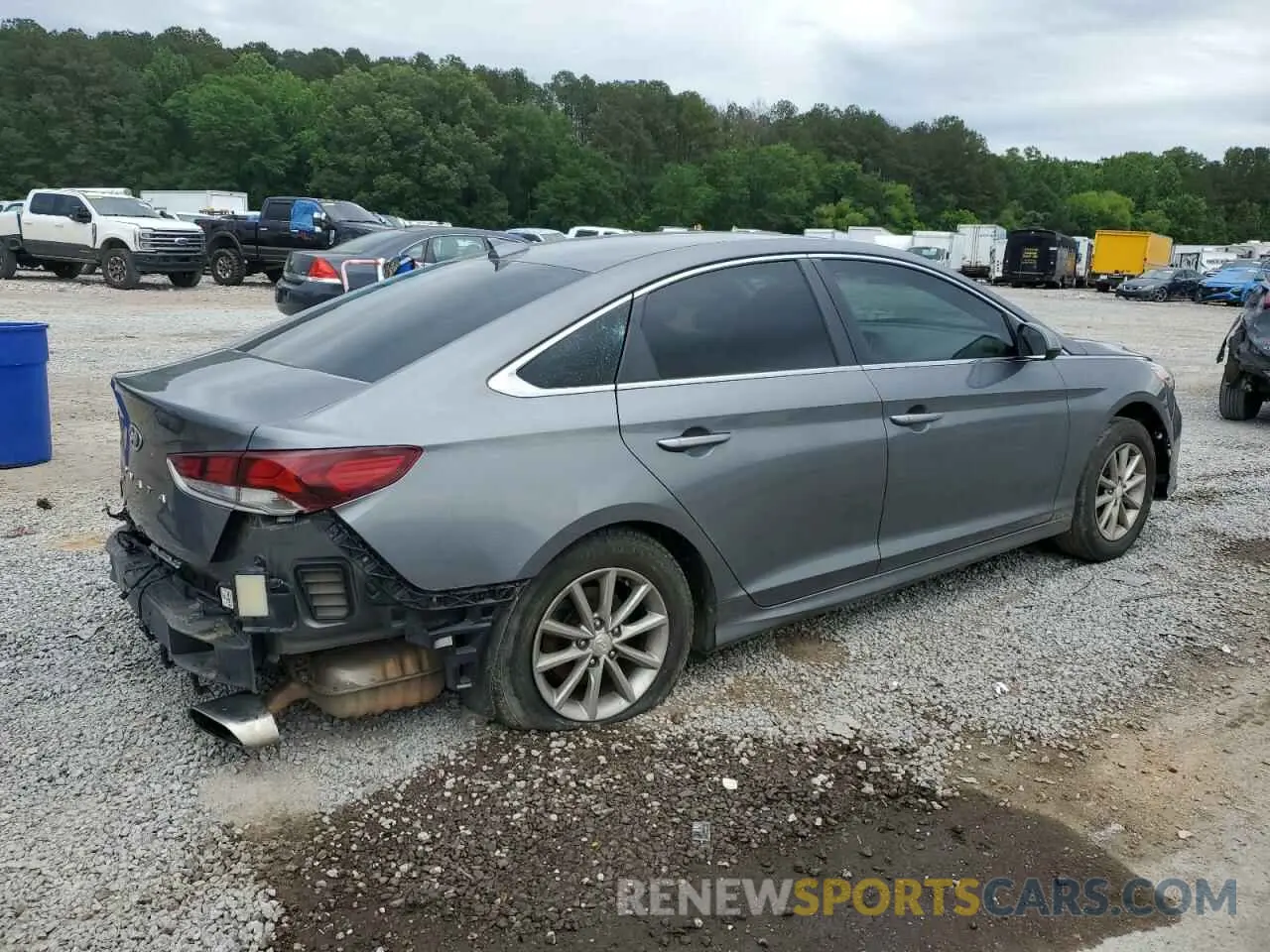 3 Photograph of a damaged car 5NPE24AF5KH801300 HYUNDAI SONATA 2019