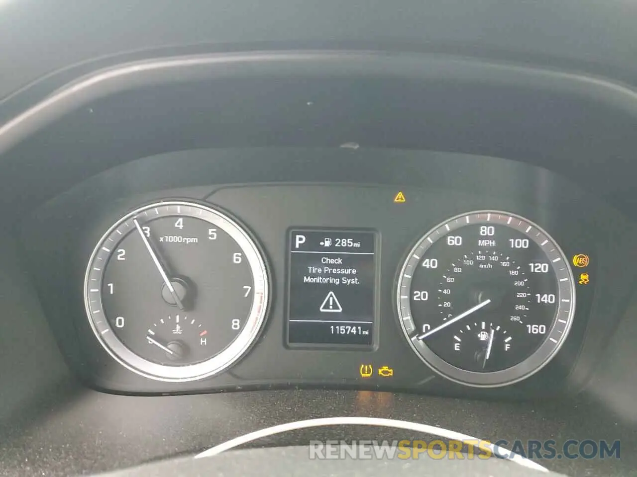 9 Photograph of a damaged car 5NPE24AF5KH801300 HYUNDAI SONATA 2019