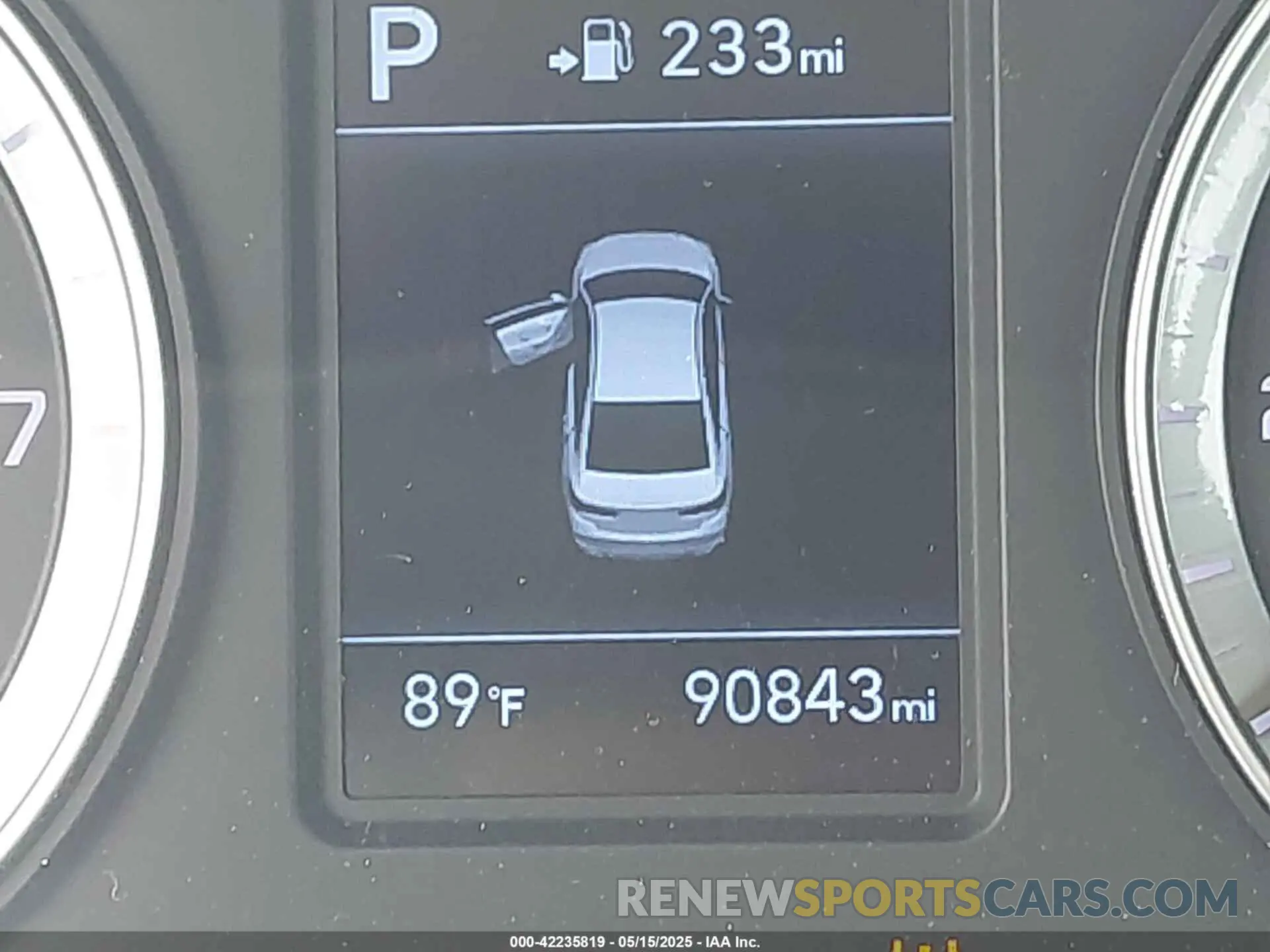 15 Photograph of a damaged car 5NPE24AF5KH805900 HYUNDAI SONATA 2019