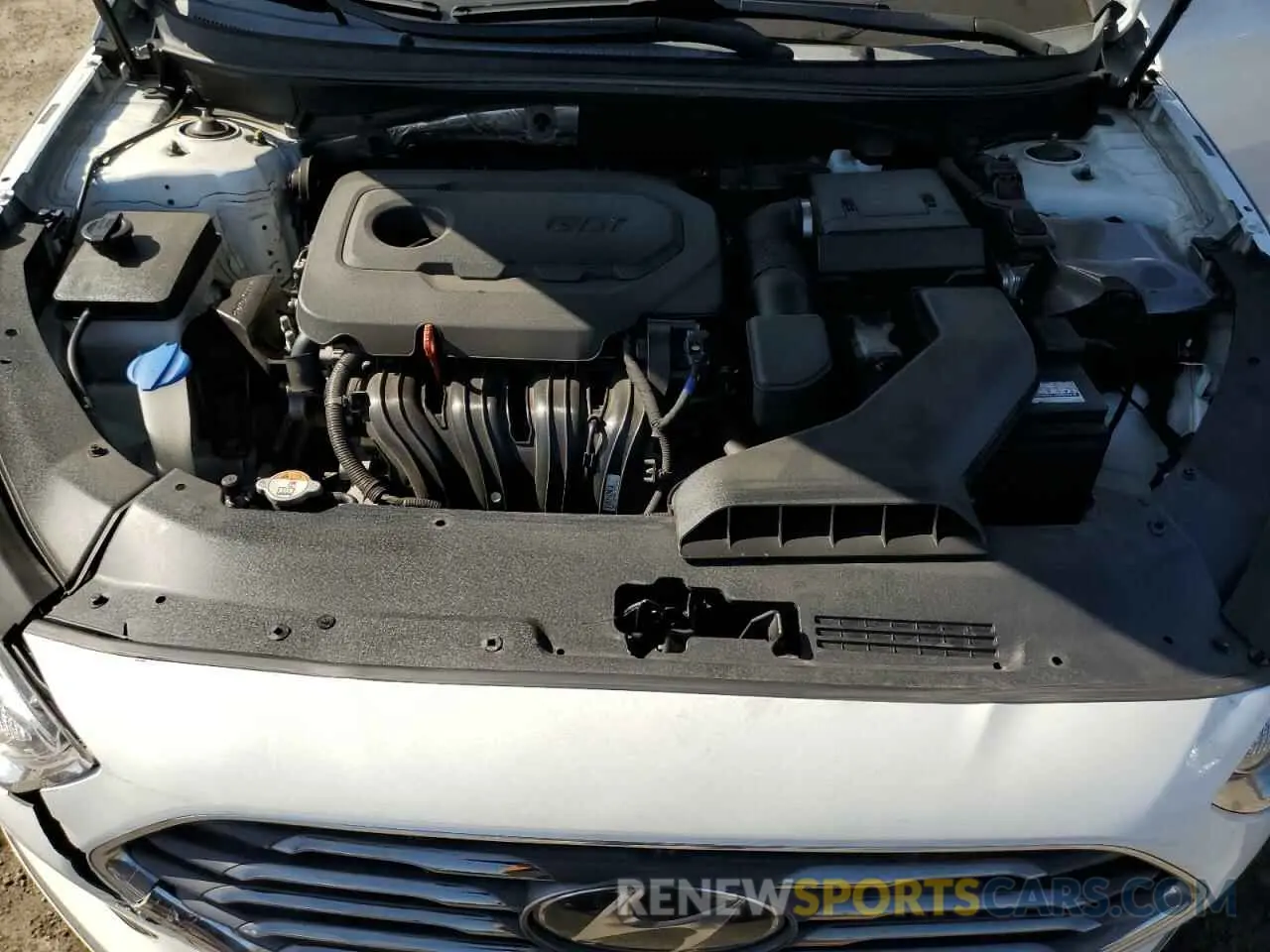 13 Photograph of a damaged car 5NPE24AF5KH813480 HYUNDAI SONATA 2019