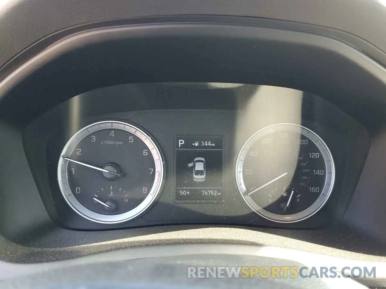 9 Photograph of a damaged car 5NPE24AF5KH813480 HYUNDAI SONATA 2019