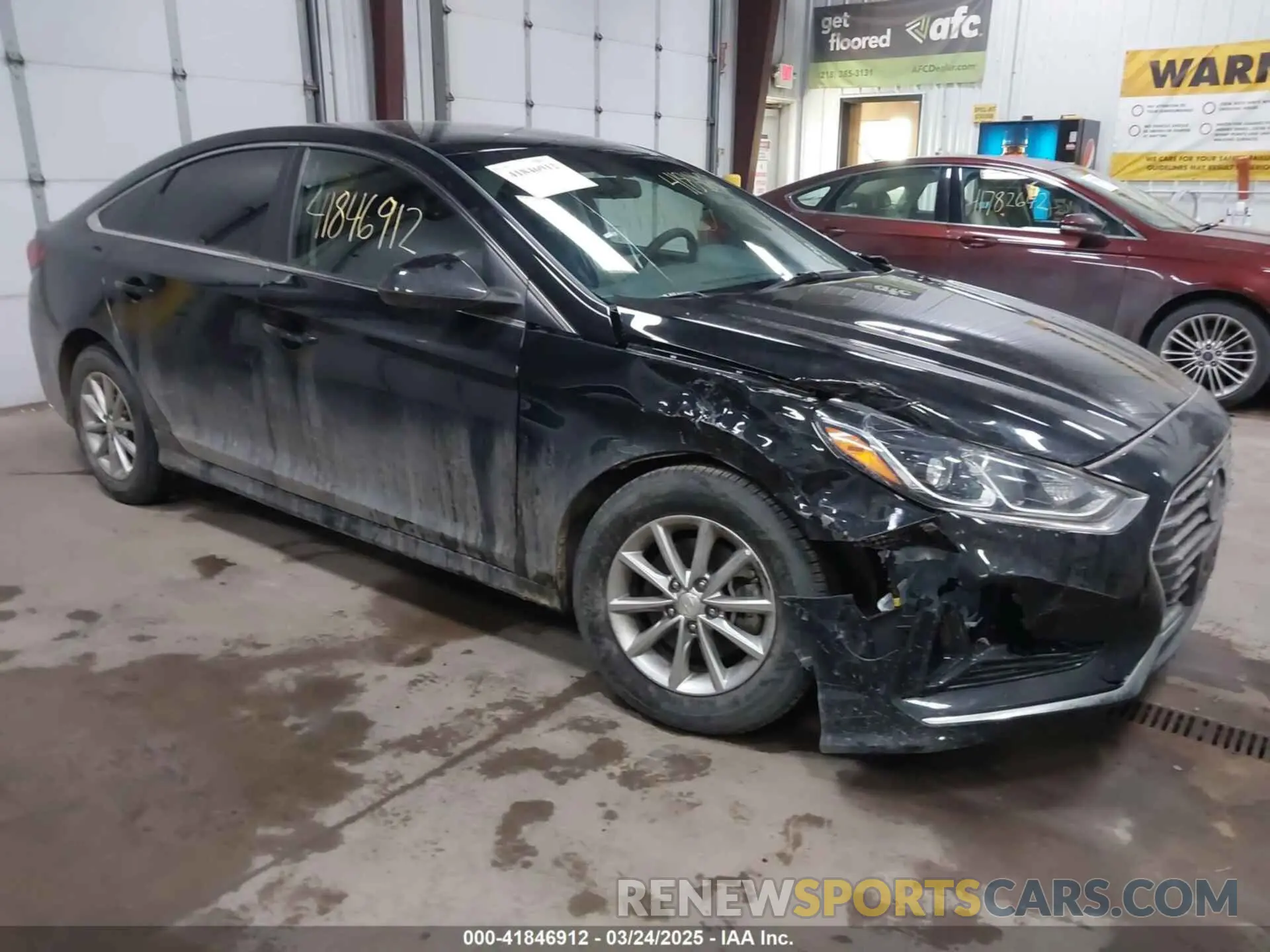 1 Photograph of a damaged car 5NPE24AF6KH741494 HYUNDAI SONATA 2019