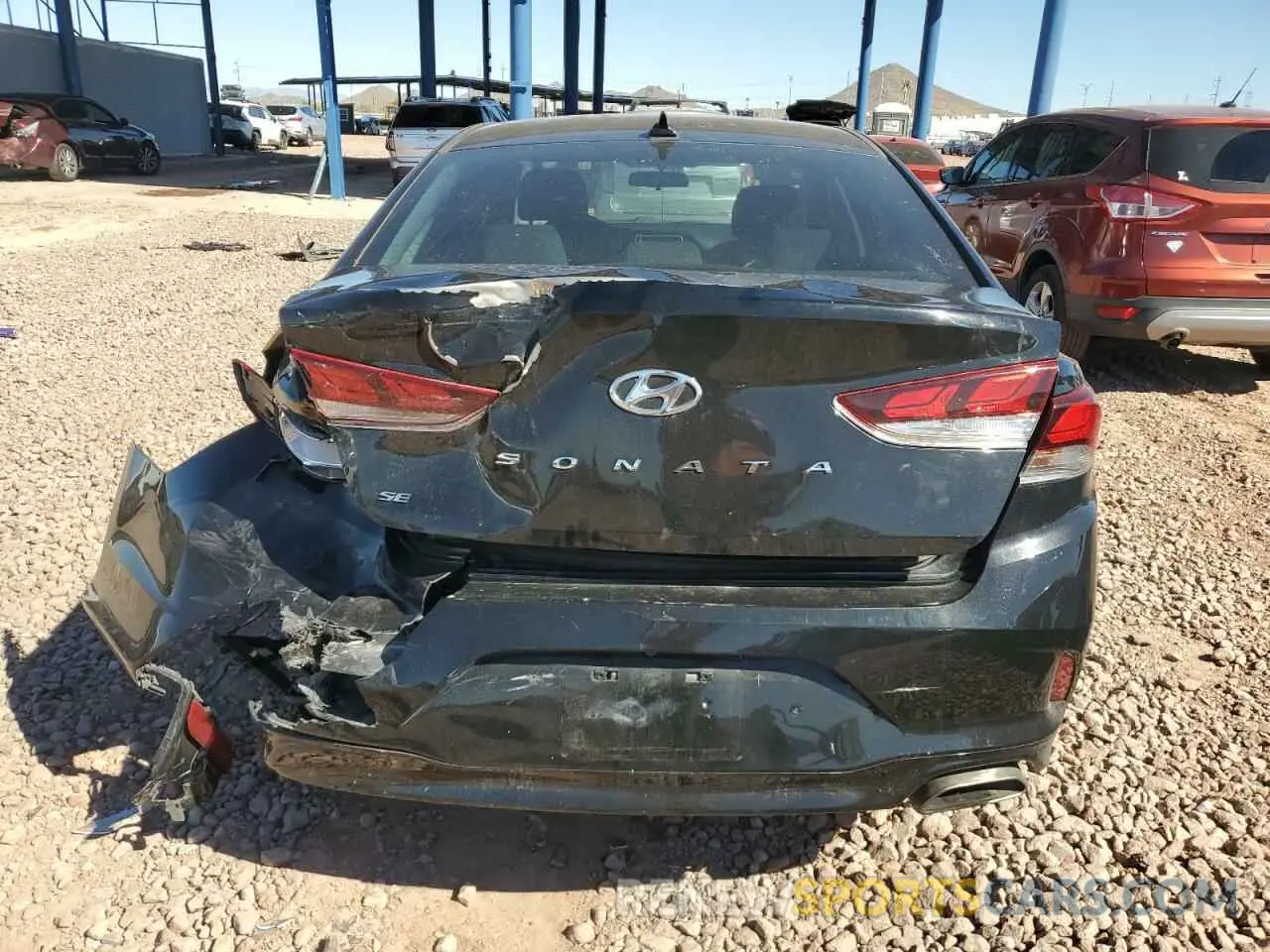 6 Photograph of a damaged car 5NPE24AF6KH741656 HYUNDAI SONATA 2019