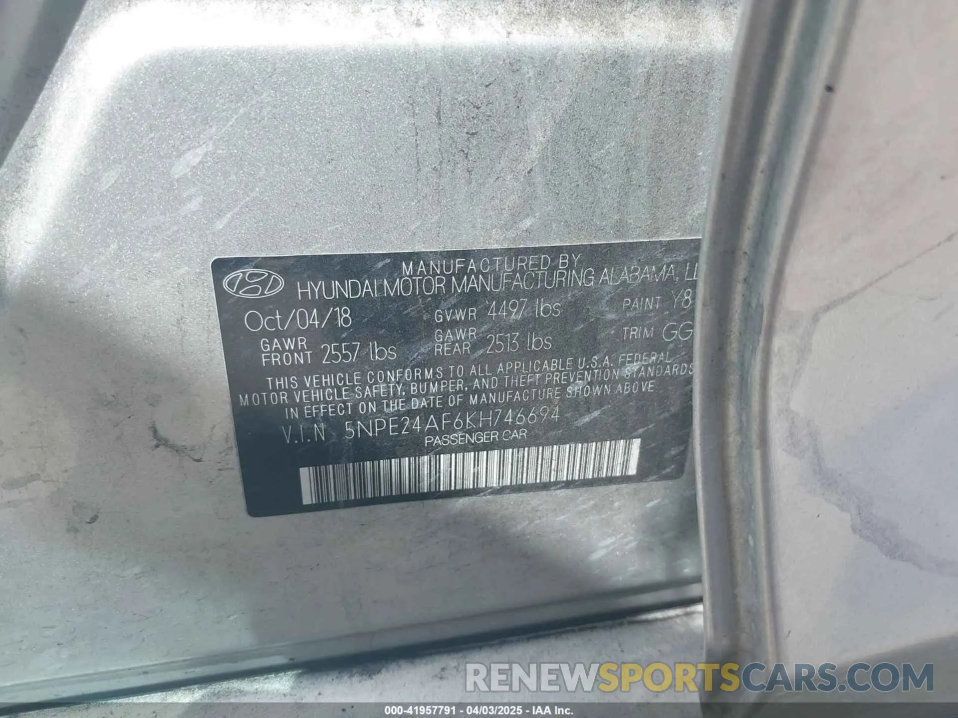 9 Photograph of a damaged car 5NPE24AF6KH746694 HYUNDAI SONATA 2019