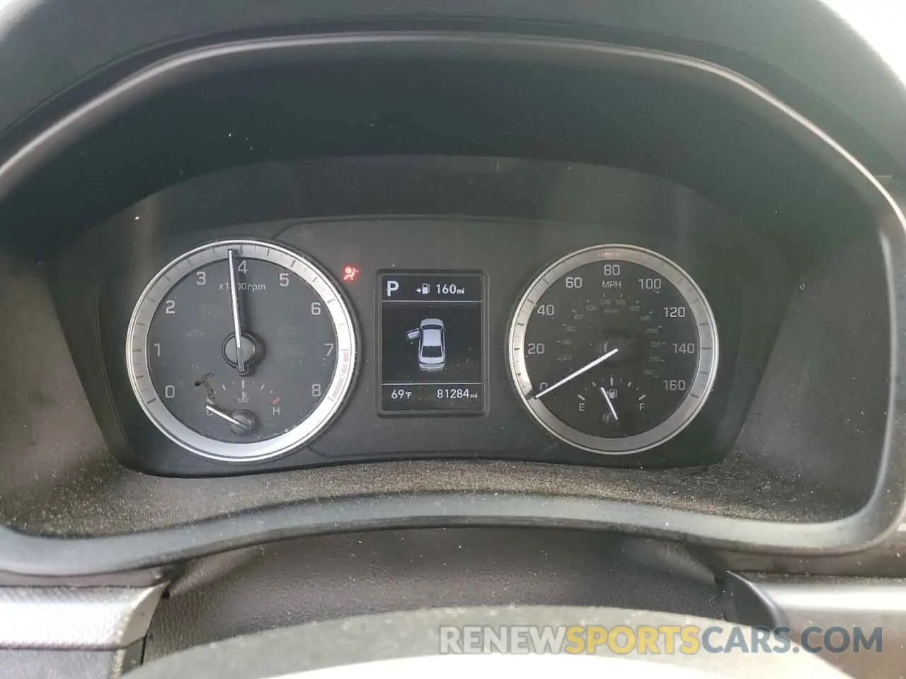 9 Photograph of a damaged car 5NPE24AF6KH748543 HYUNDAI SONATA 2019