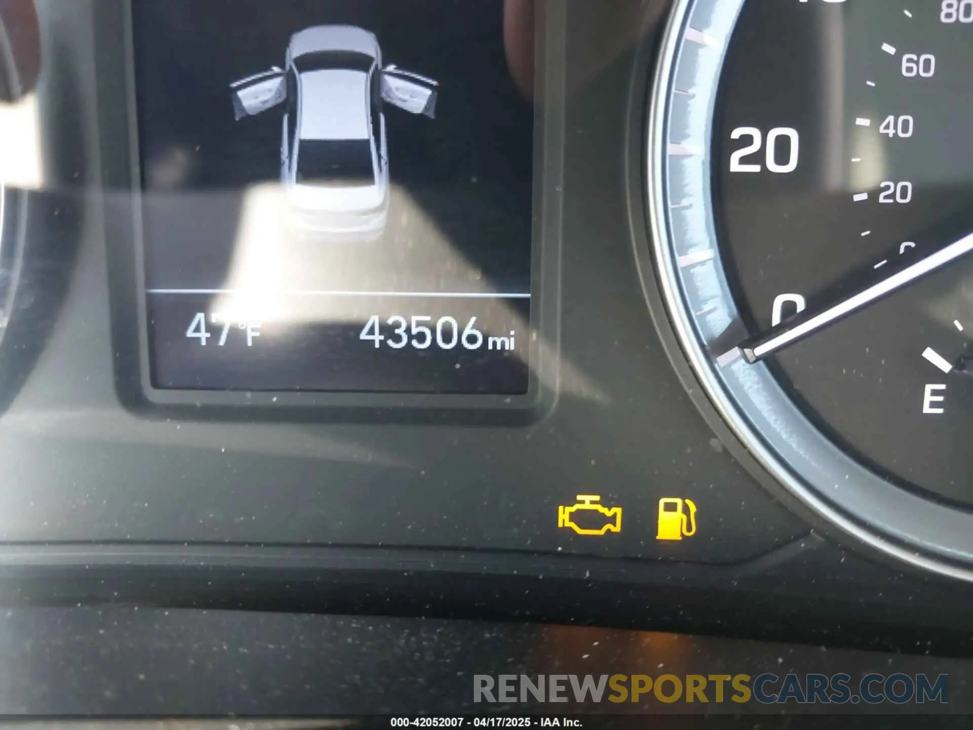 16 Photograph of a damaged car 5NPE24AF6KH750647 HYUNDAI SONATA 2019