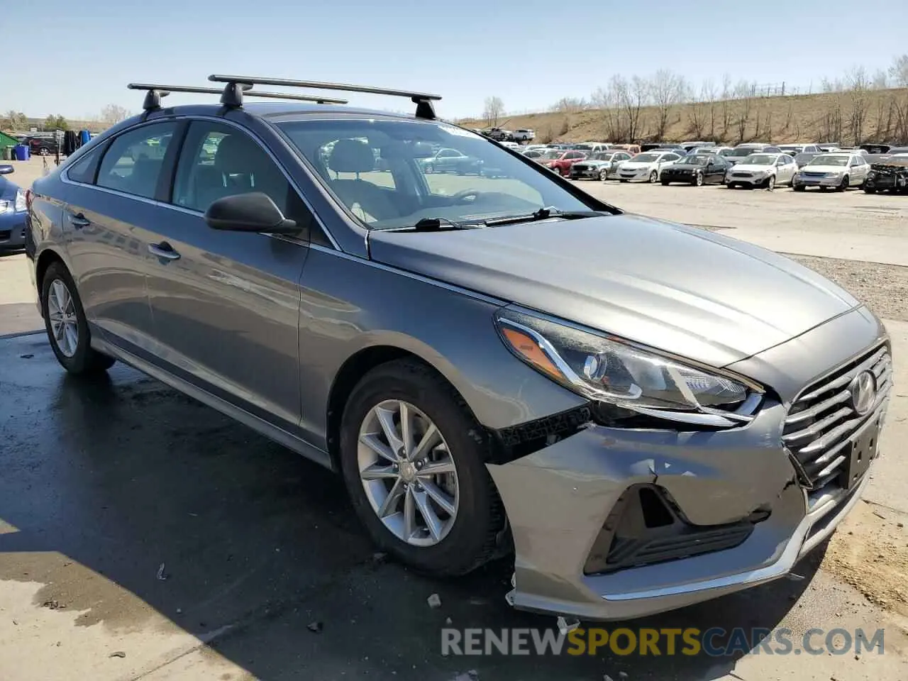 4 Photograph of a damaged car 5NPE24AF6KH771174 HYUNDAI SONATA 2019