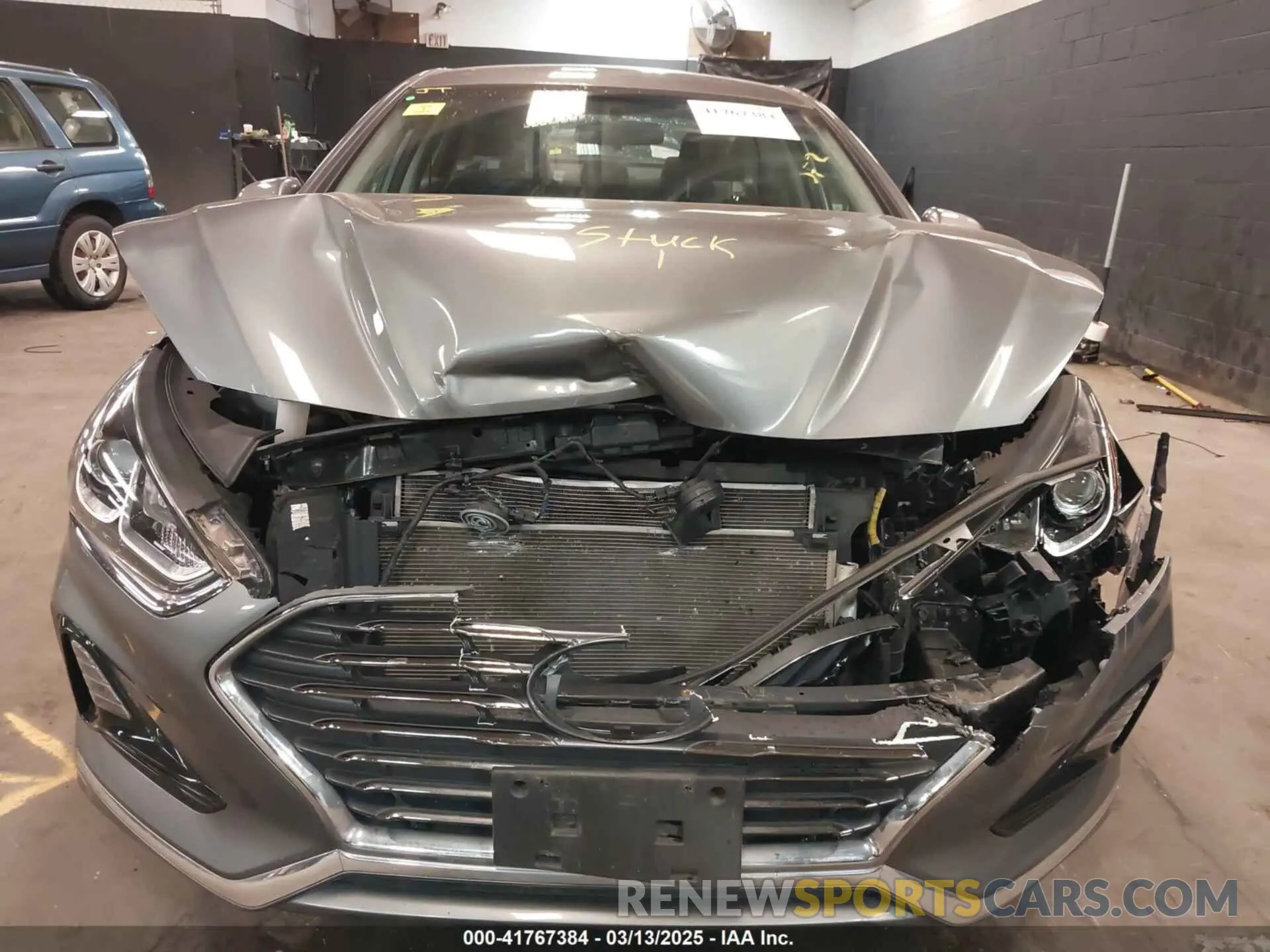 6 Photograph of a damaged car 5NPE24AF6KH817599 HYUNDAI SONATA 2019