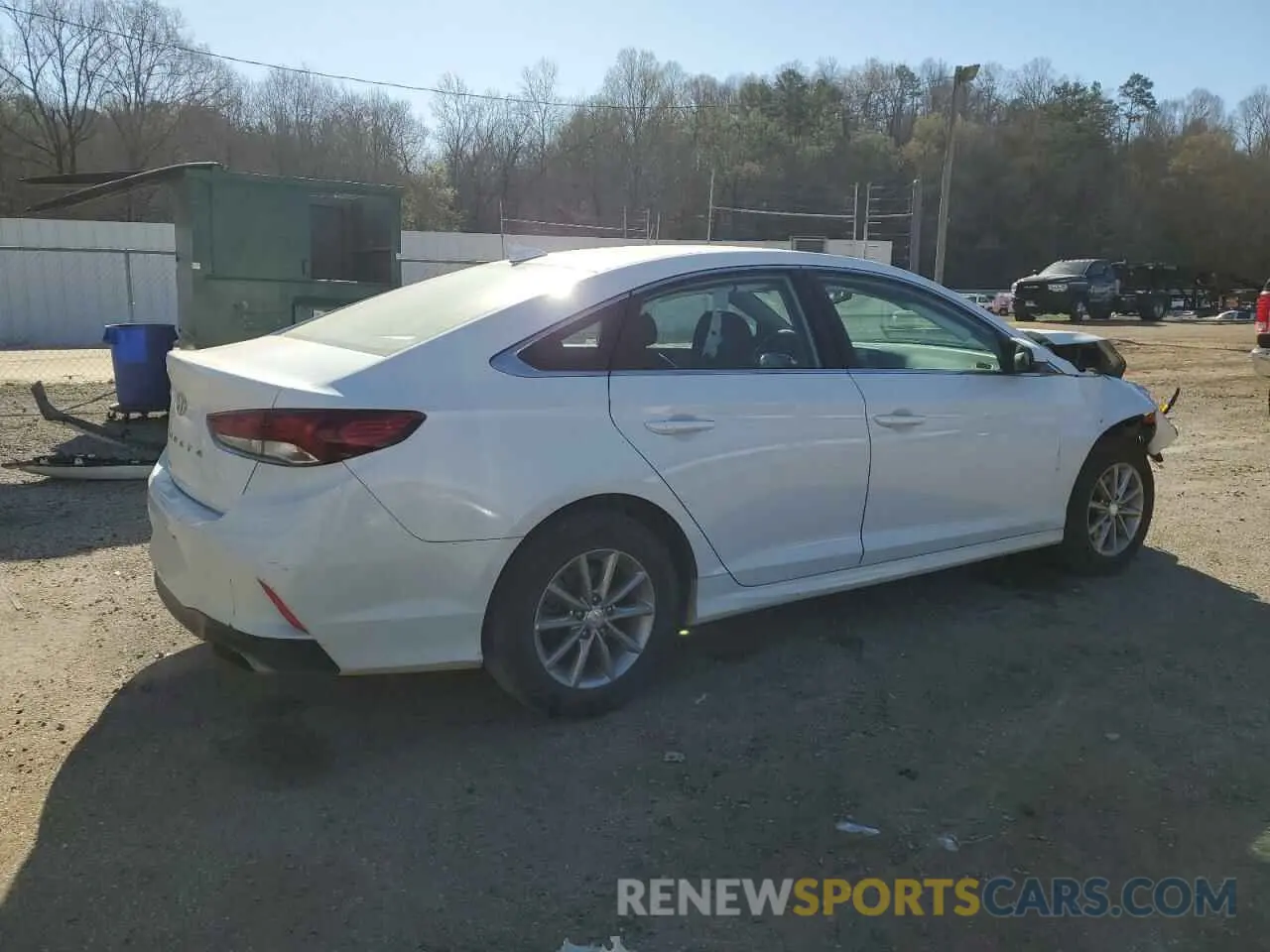 3 Photograph of a damaged car 5NPE24AF7KH746302 HYUNDAI SONATA 2019