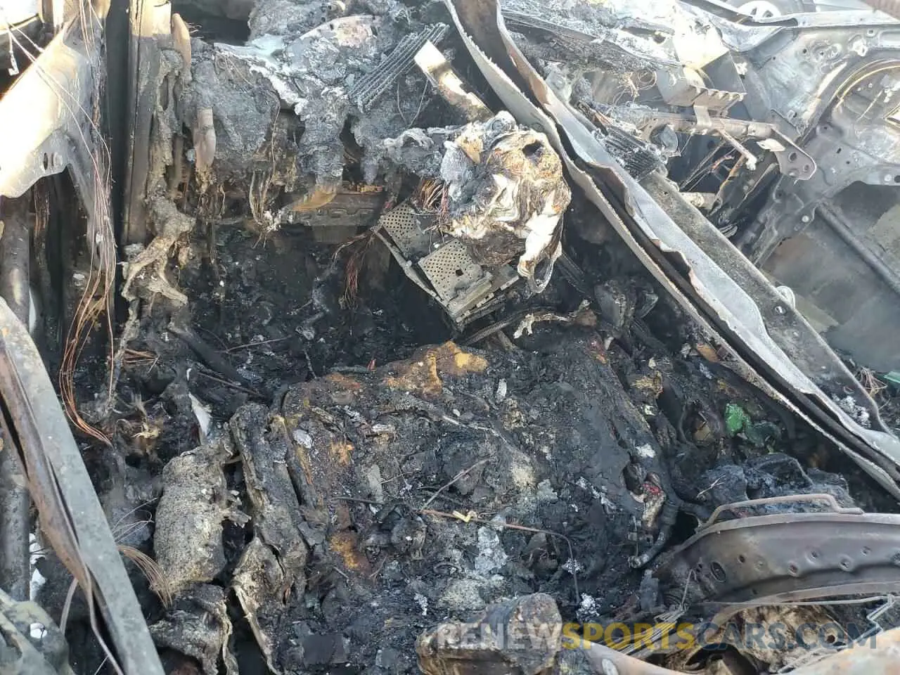 8 Photograph of a damaged car 5NPE24AF7KH759082 HYUNDAI SONATA 2019