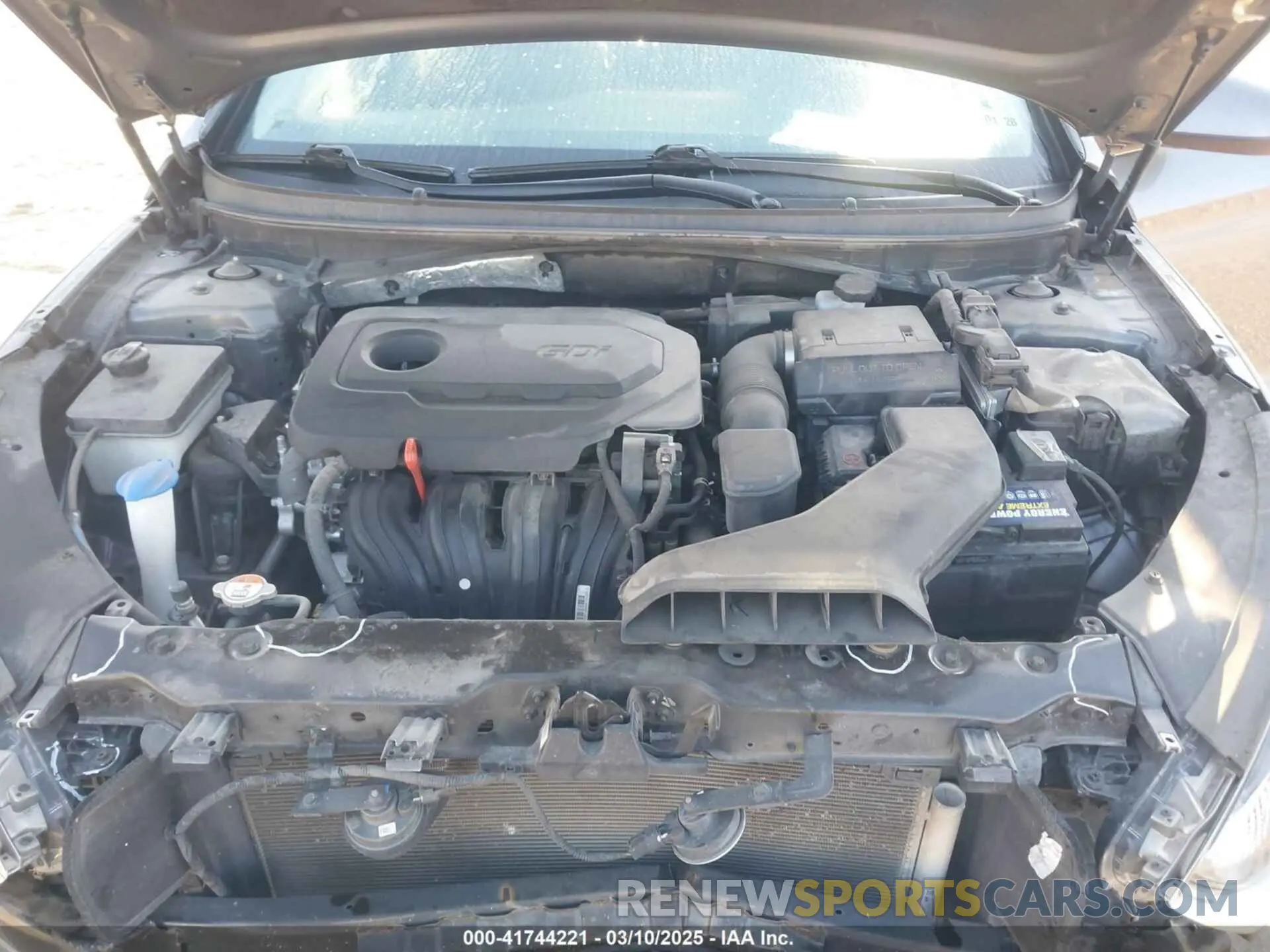 10 Photograph of a damaged car 5NPE24AF7KH765660 HYUNDAI SONATA 2019