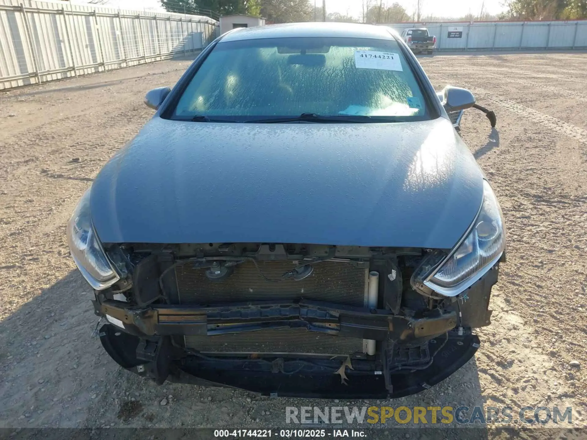 13 Photograph of a damaged car 5NPE24AF7KH765660 HYUNDAI SONATA 2019