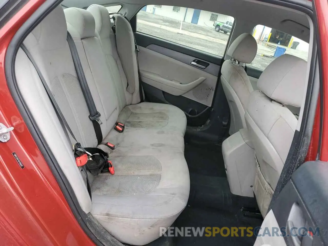11 Photograph of a damaged car 5NPE24AF7KH766629 HYUNDAI SONATA 2019