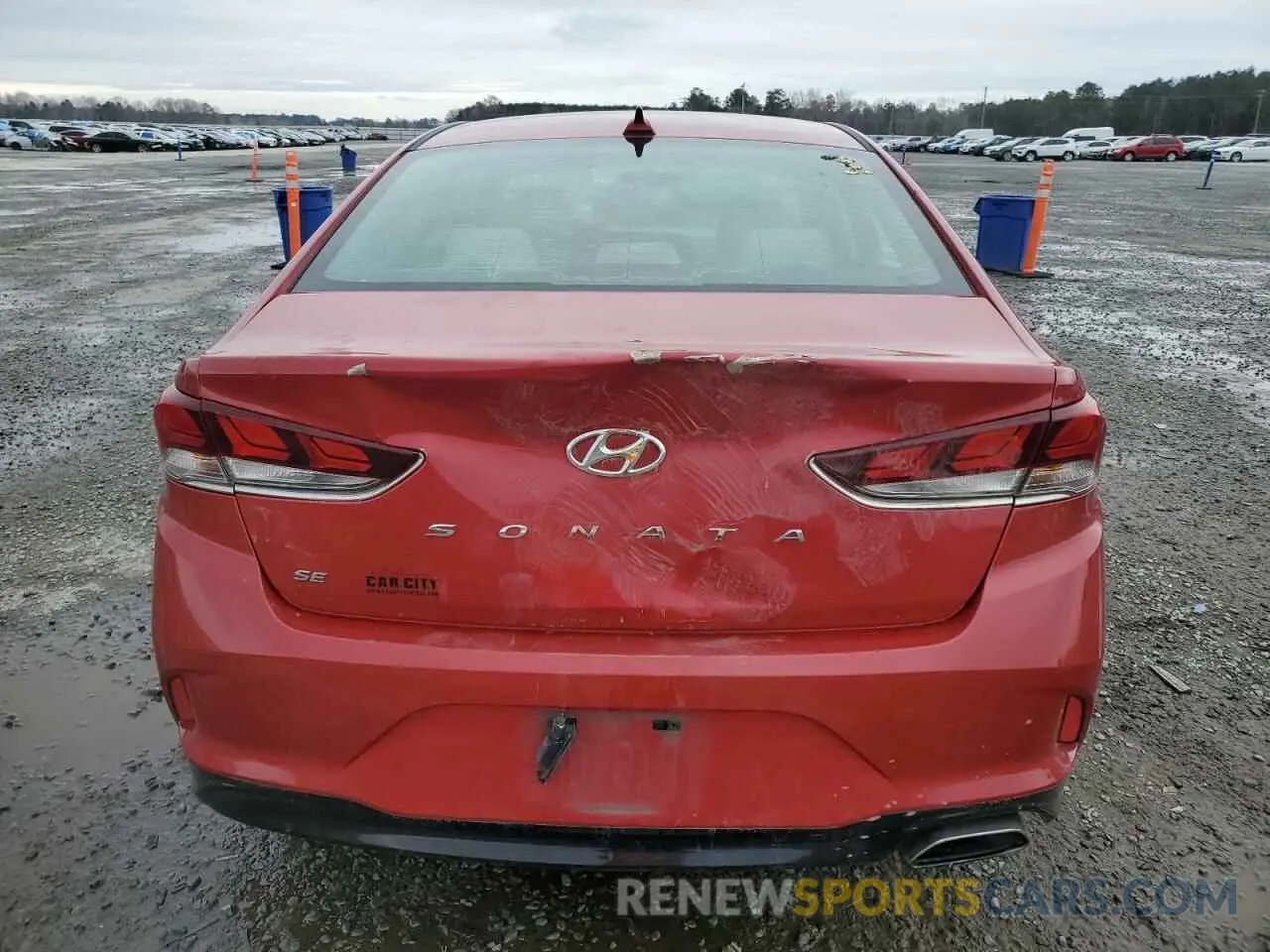 6 Photograph of a damaged car 5NPE24AF7KH766629 HYUNDAI SONATA 2019
