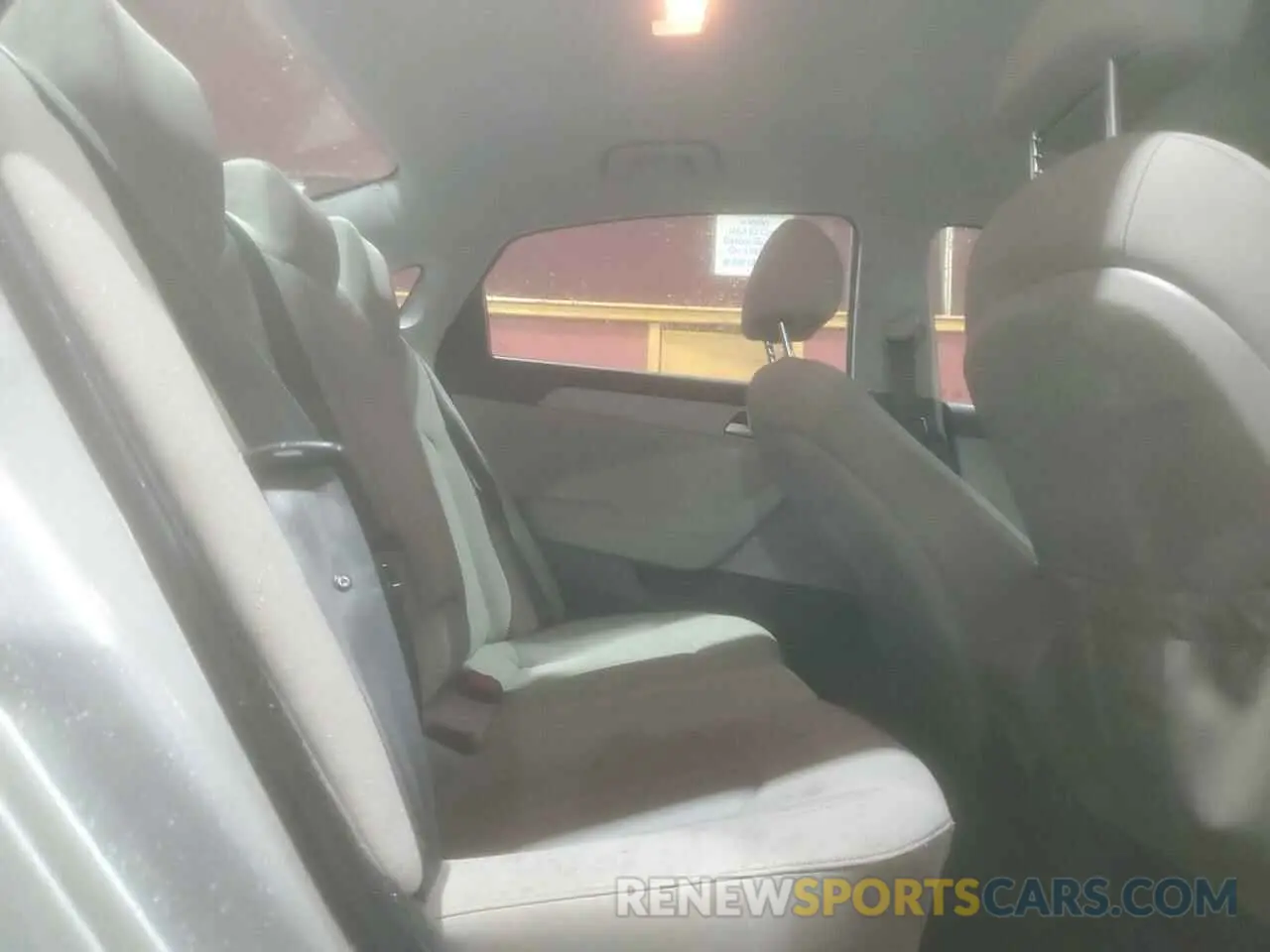 10 Photograph of a damaged car 5NPE24AF7KH779557 HYUNDAI SONATA 2019