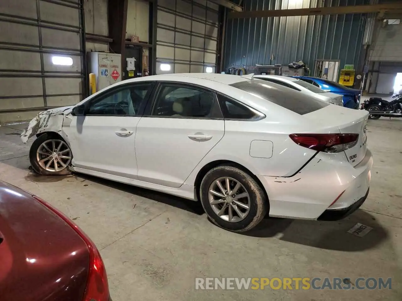 2 Photograph of a damaged car 5NPE24AF8KH740640 HYUNDAI SONATA 2019