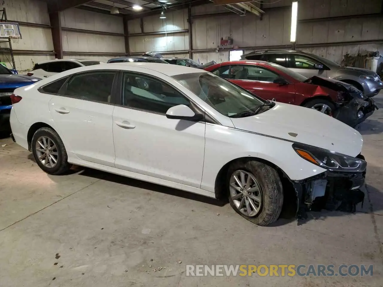 4 Photograph of a damaged car 5NPE24AF8KH740640 HYUNDAI SONATA 2019