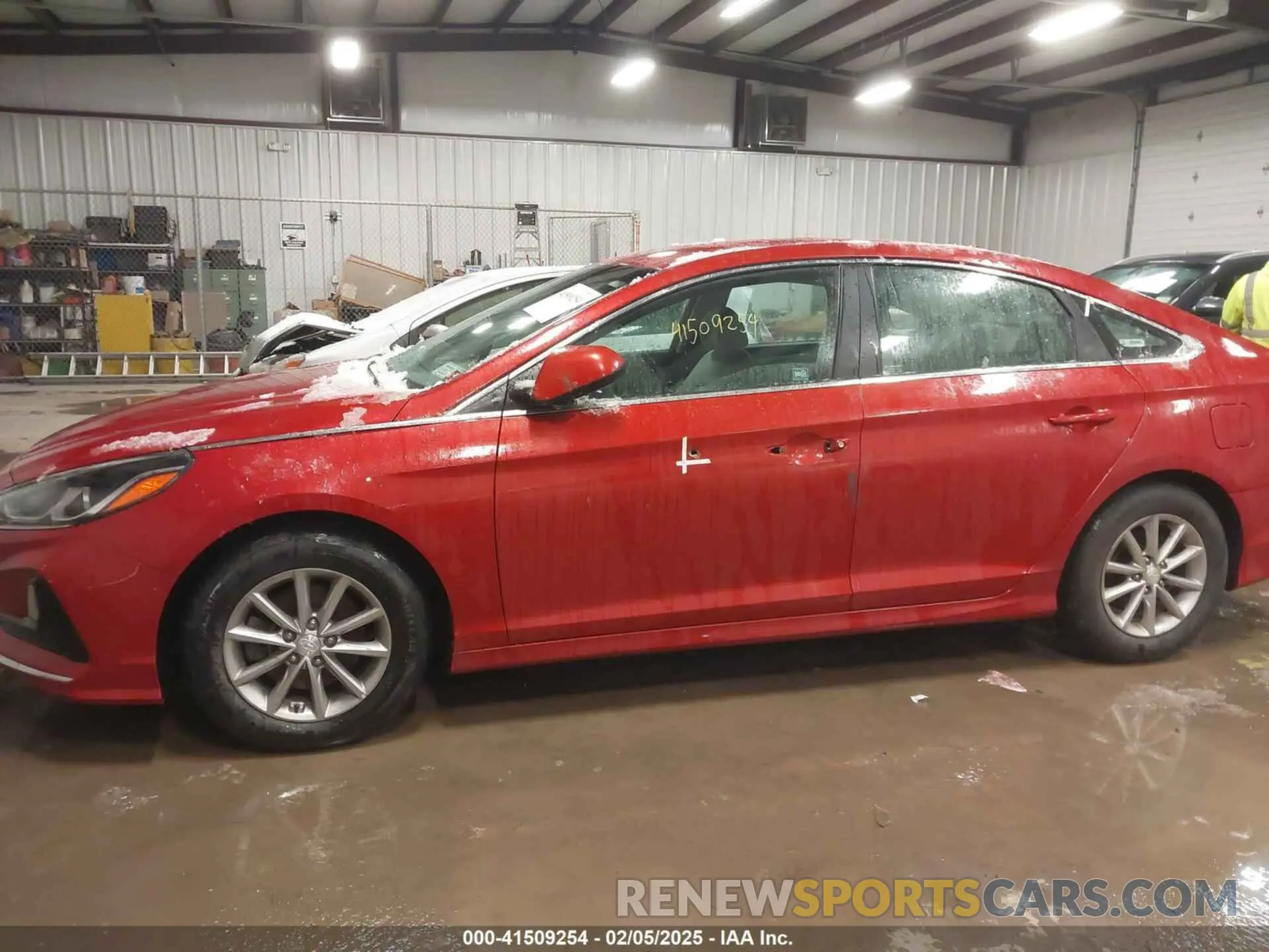 15 Photograph of a damaged car 5NPE24AF8KH745000 HYUNDAI SONATA 2019