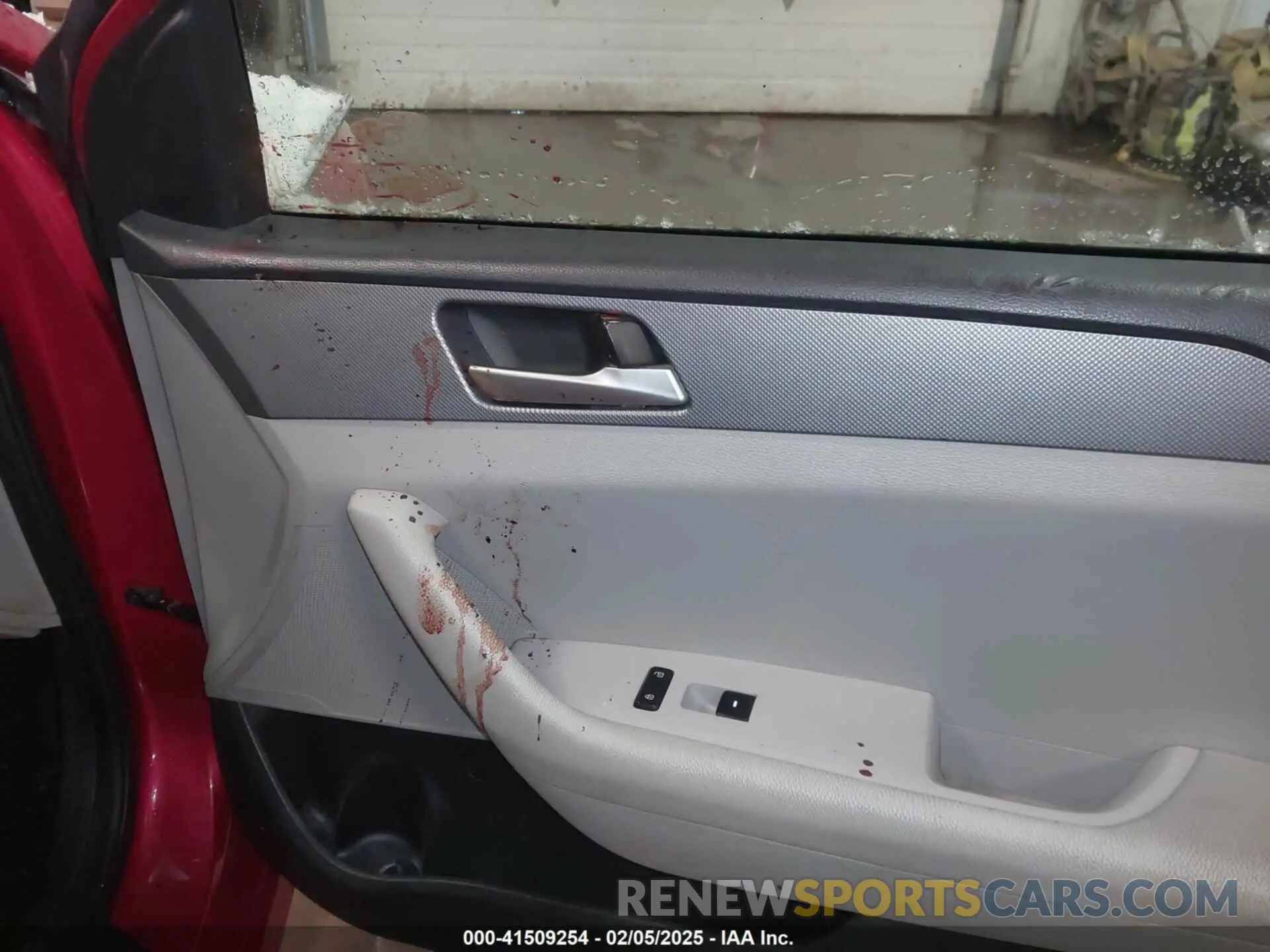 21 Photograph of a damaged car 5NPE24AF8KH745000 HYUNDAI SONATA 2019