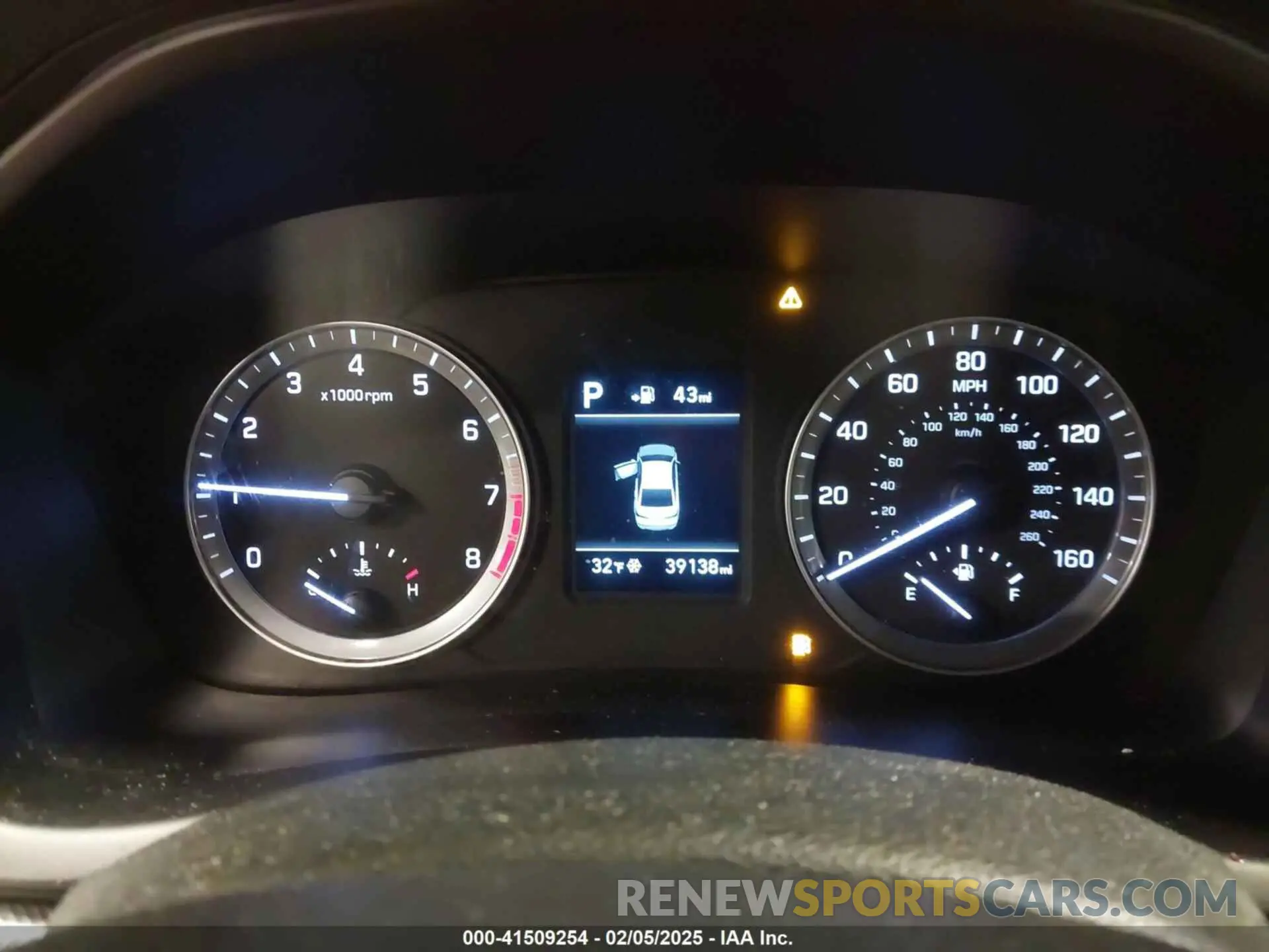 7 Photograph of a damaged car 5NPE24AF8KH745000 HYUNDAI SONATA 2019