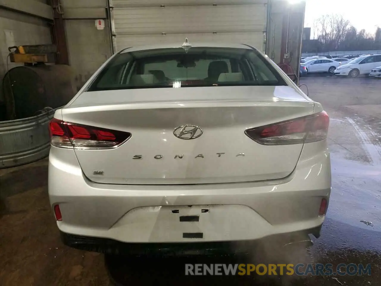 6 Photograph of a damaged car 5NPE24AF8KH773735 HYUNDAI SONATA 2019